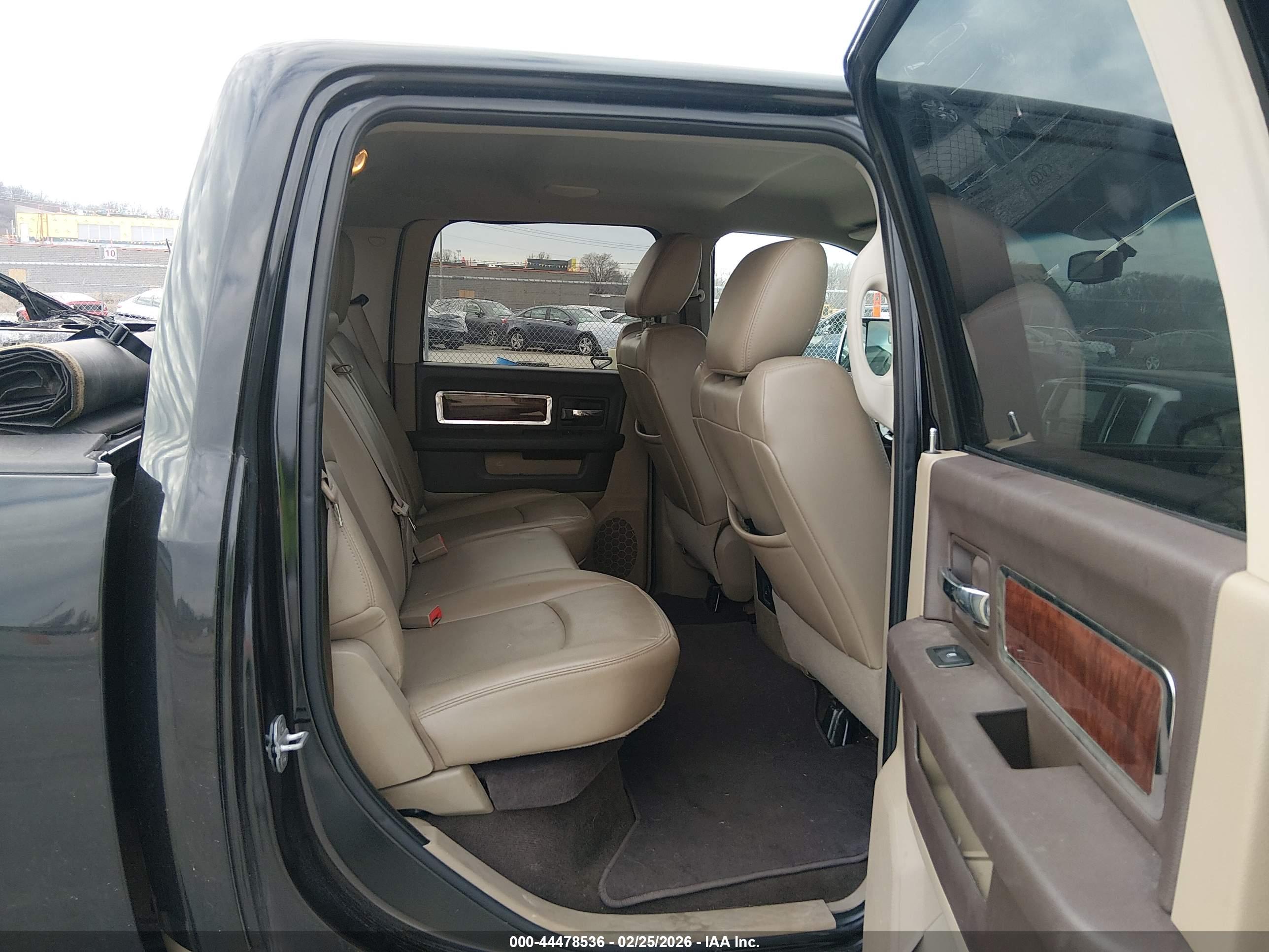 RAM 1500 image 8