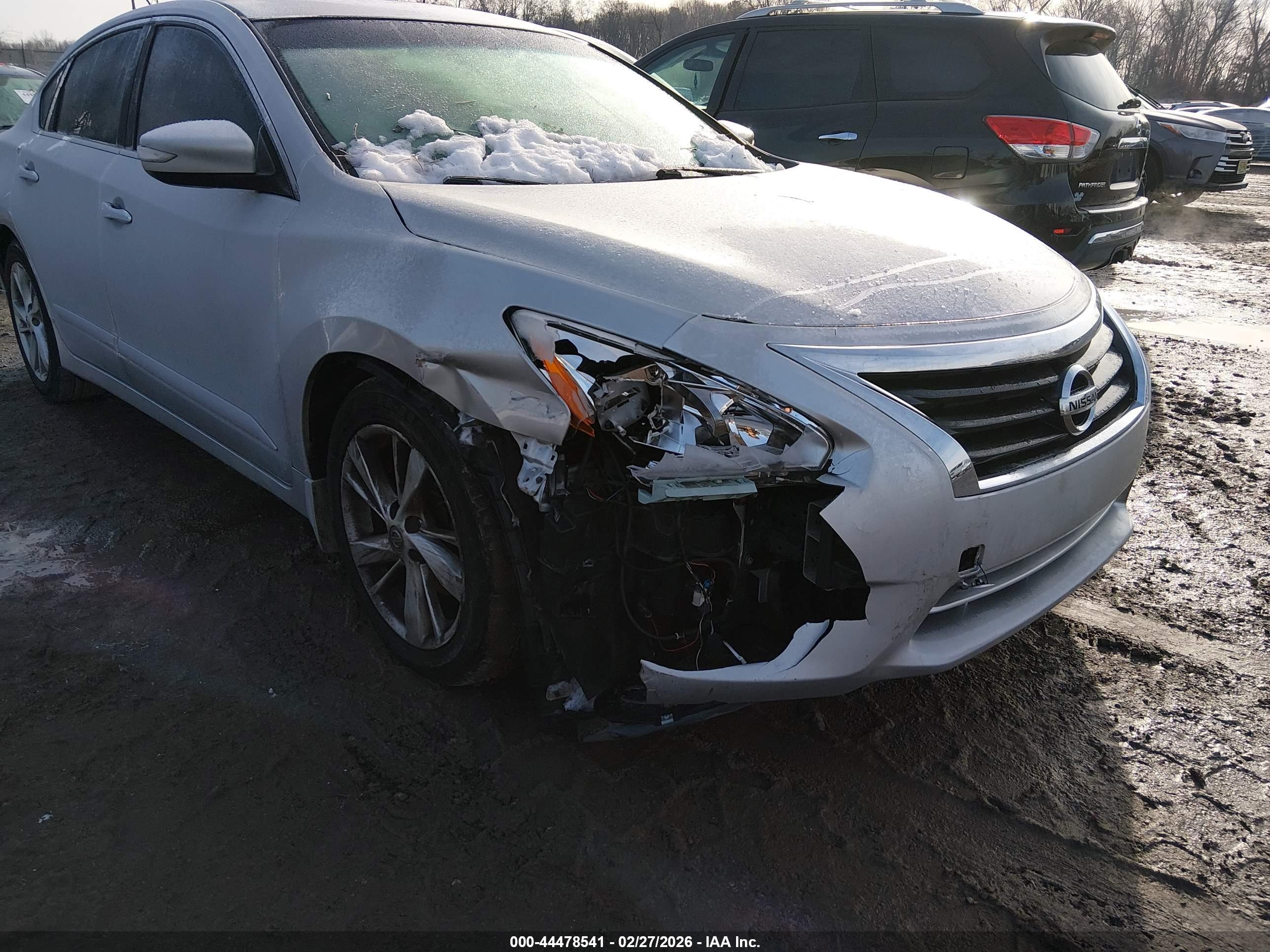 NISSAN ALTIMA image 6