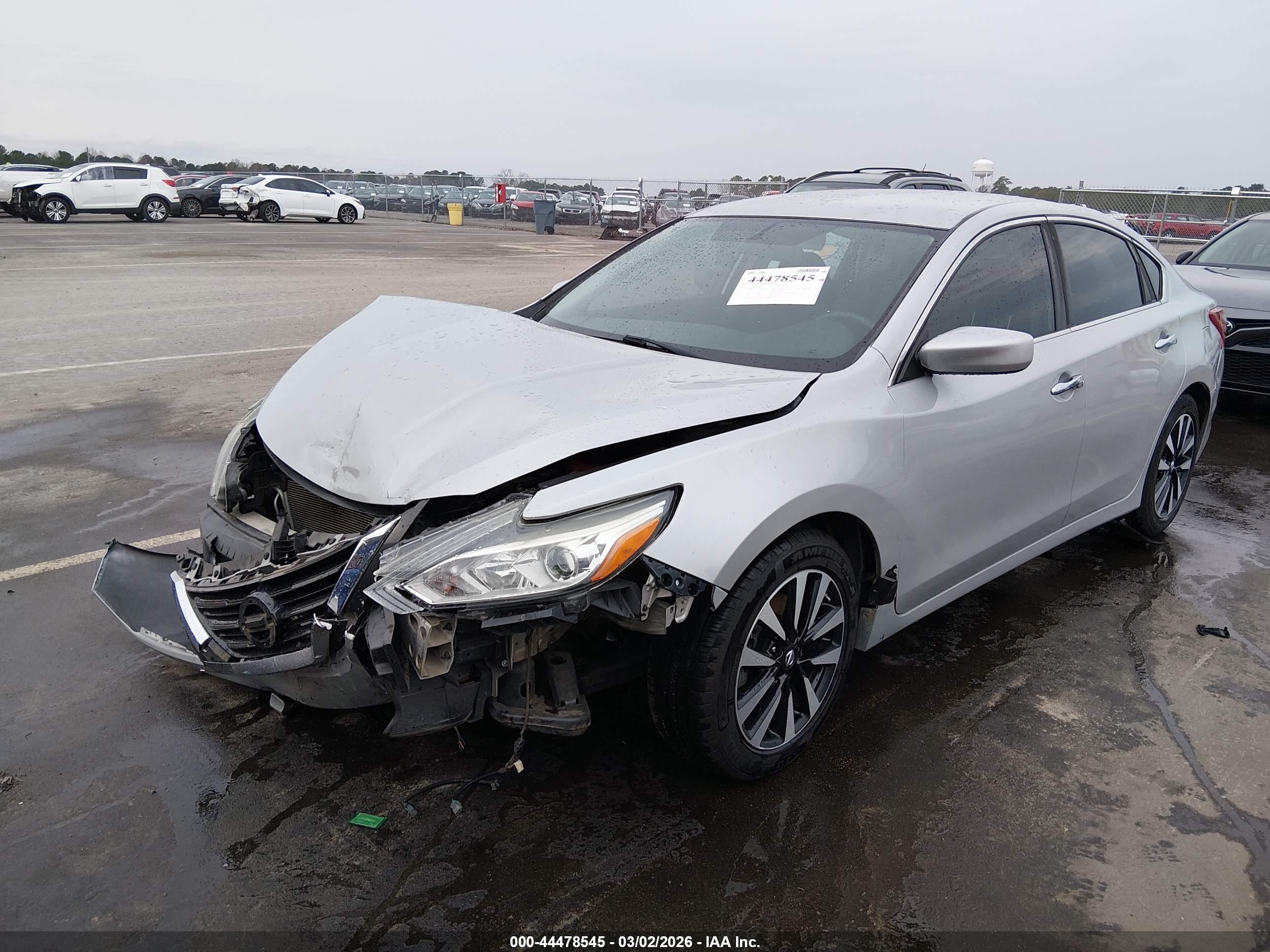 NISSAN ALTIMA image 2