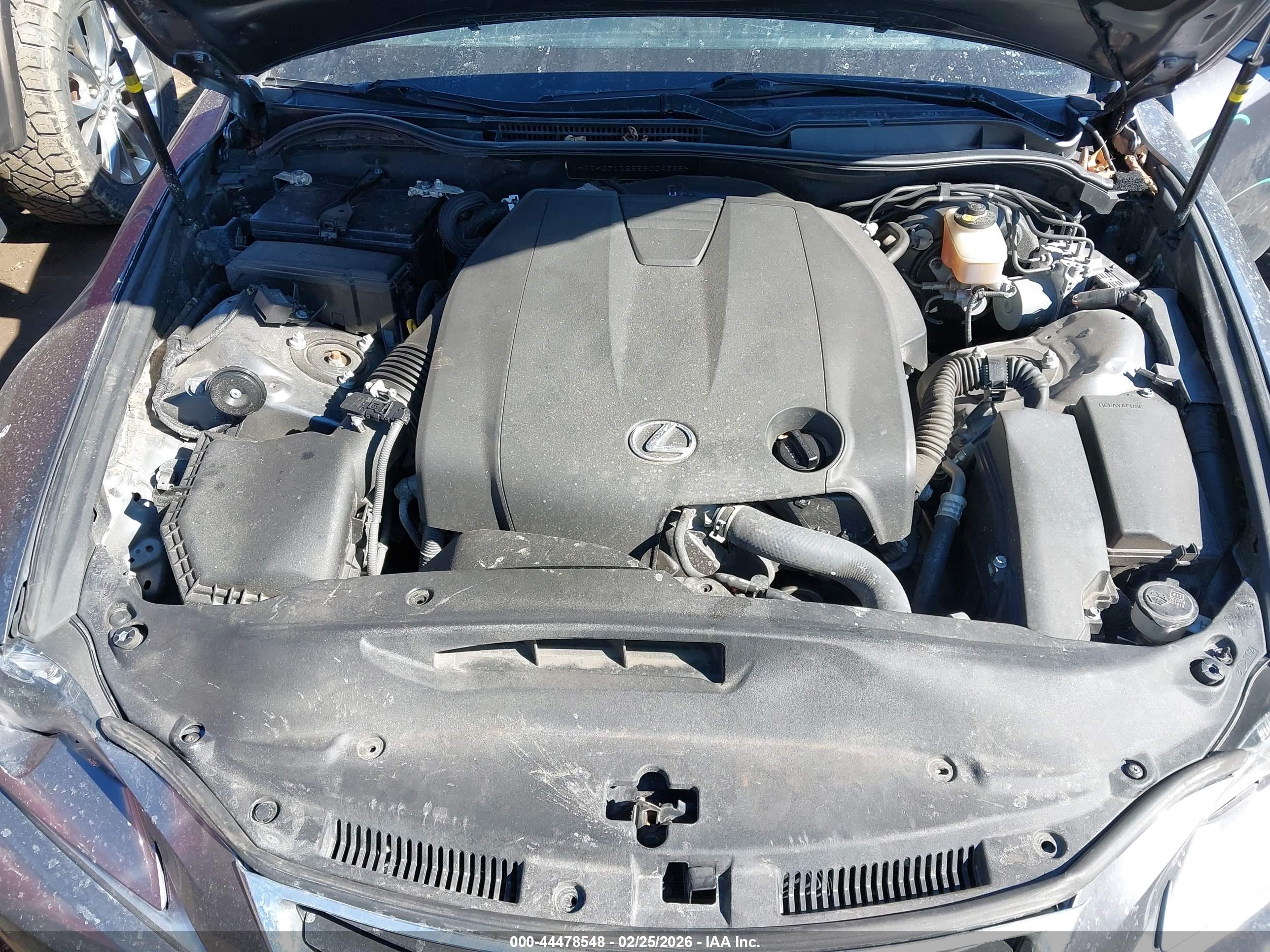 LEXUS IS image 10