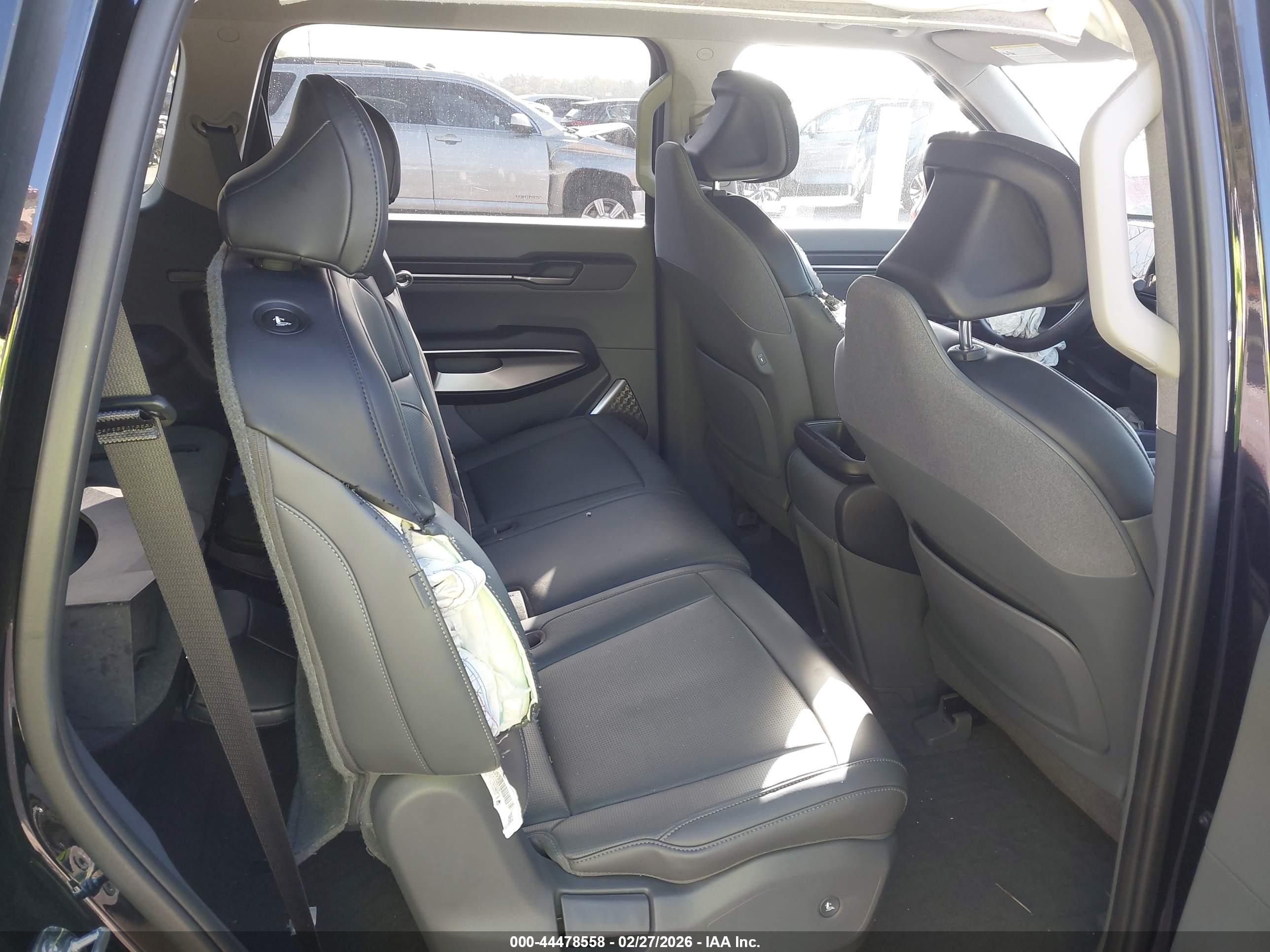KIA EV9 image 8