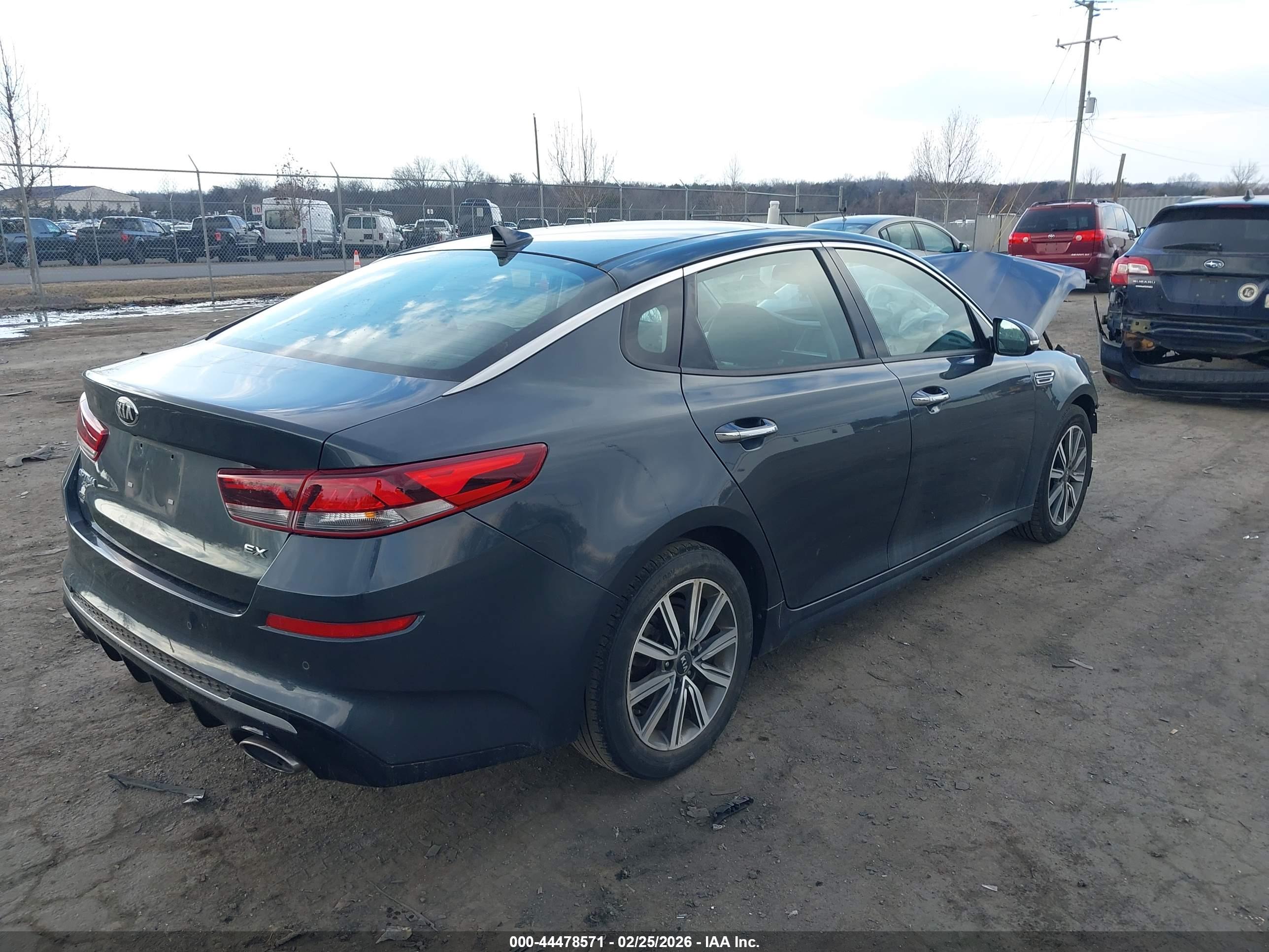 KIA OPTIMA image 4