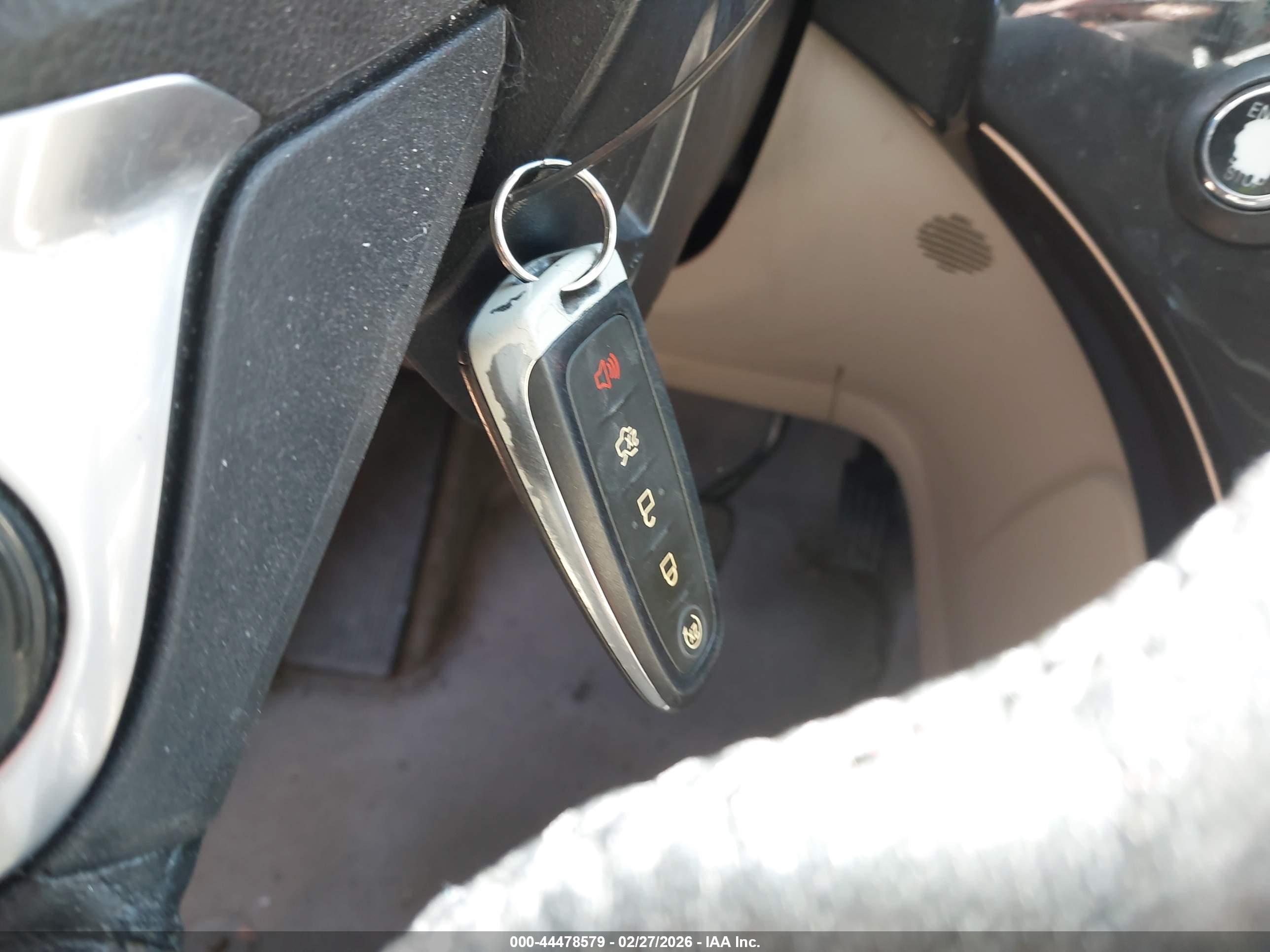 FORD ESCAPE image 11
