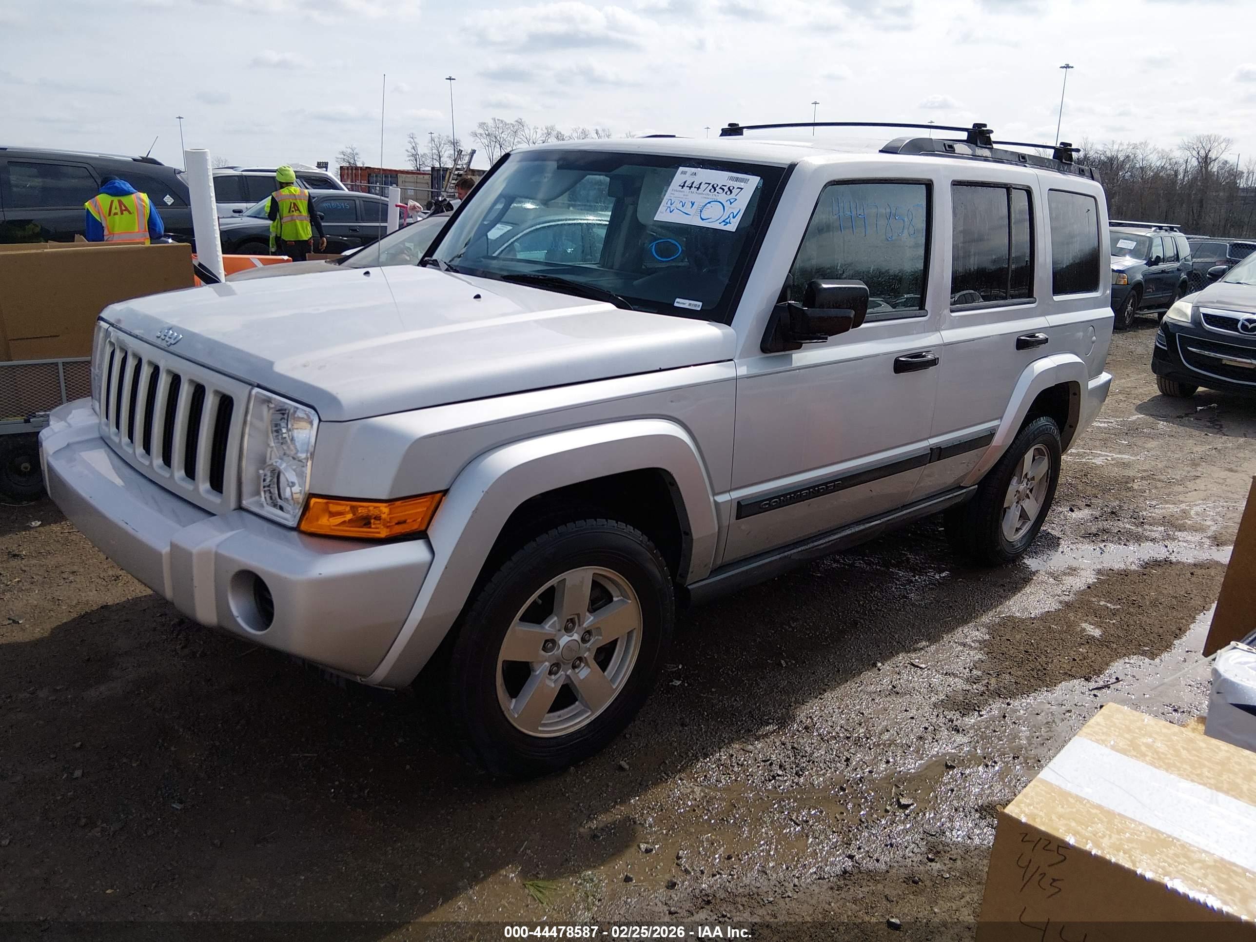 JEEP COMMANDER image 2