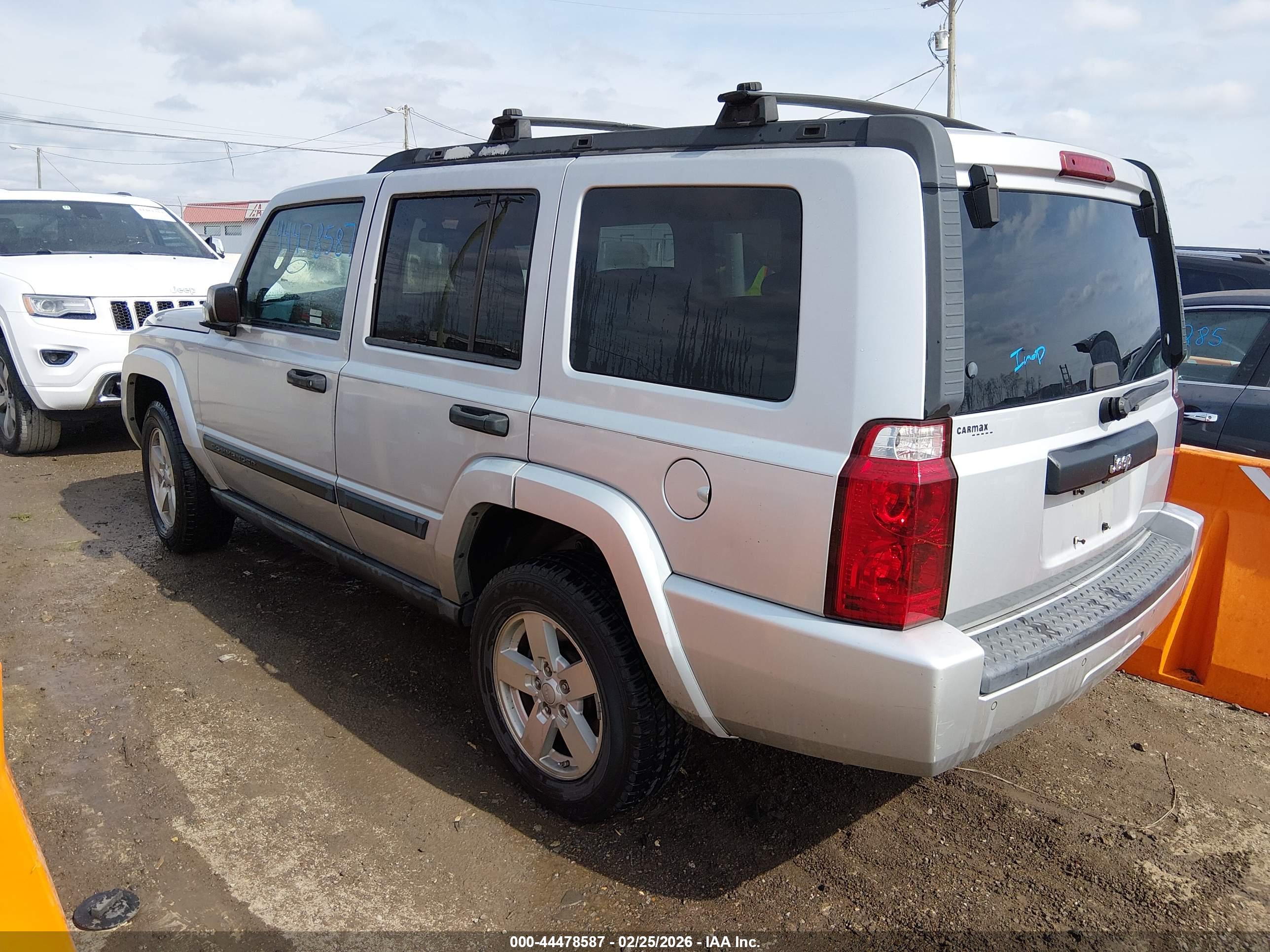 JEEP COMMANDER image 3