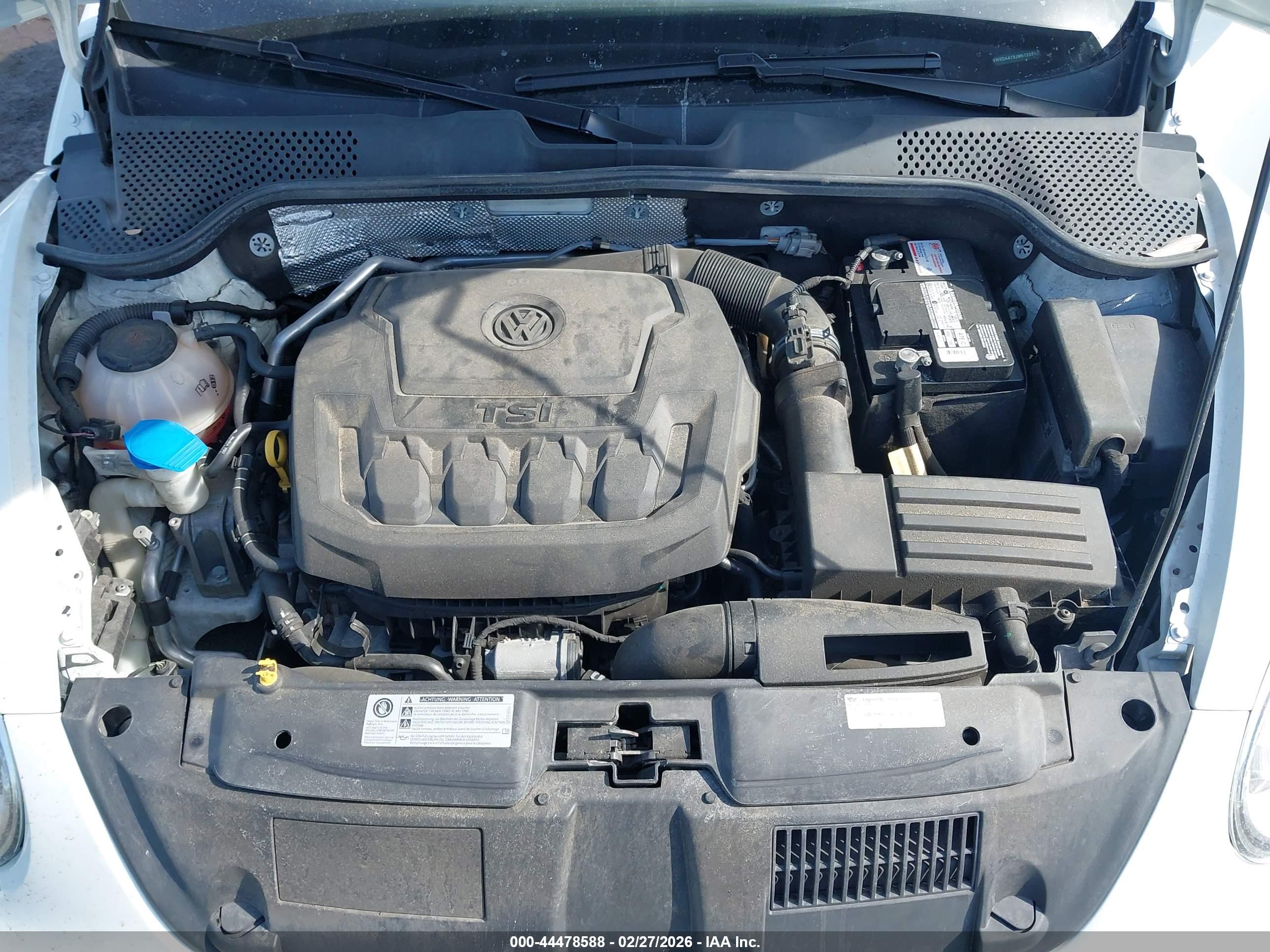 VOLKSWAGEN BEETLE image 10