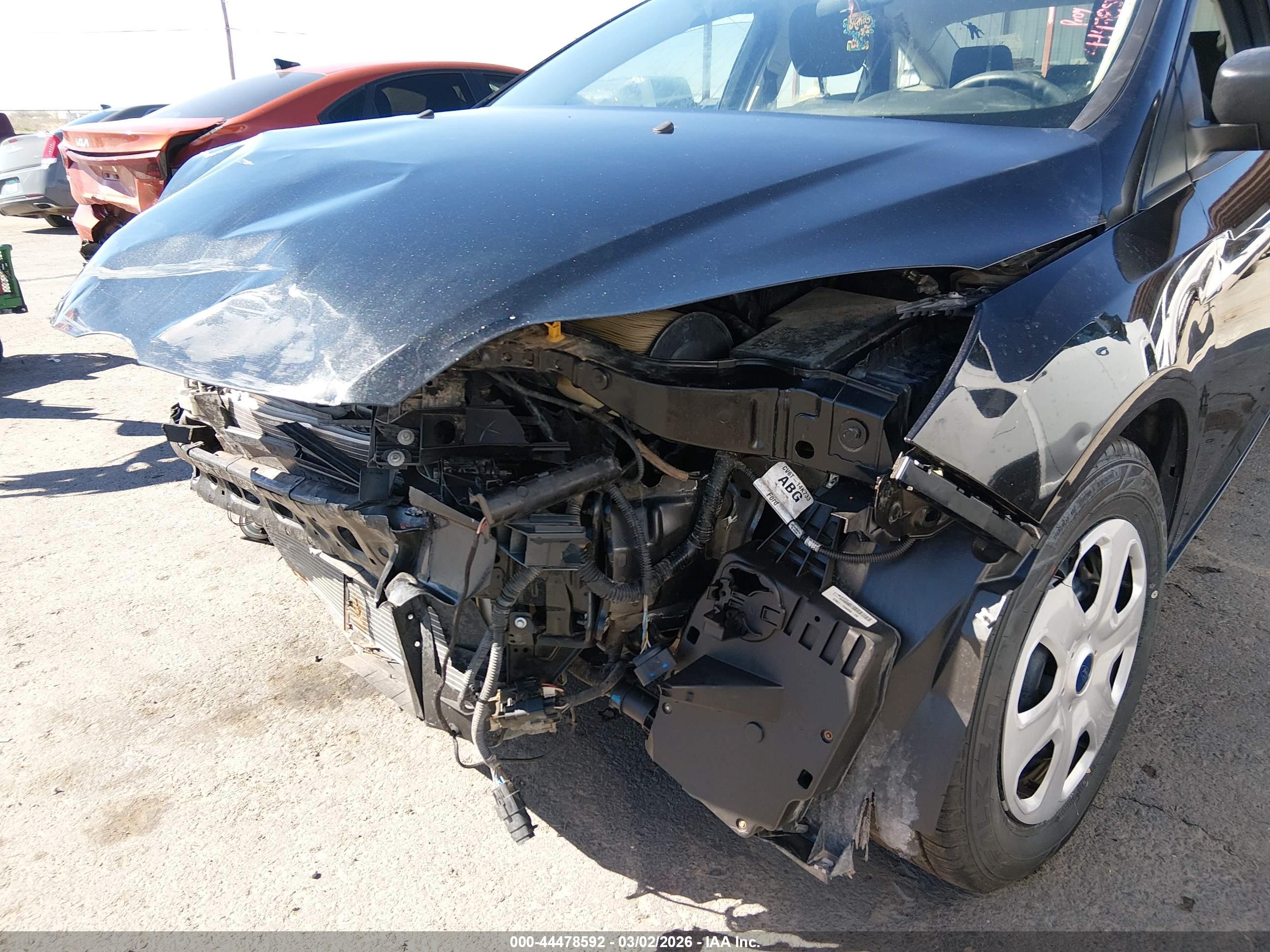 FORD FOCUS image 6