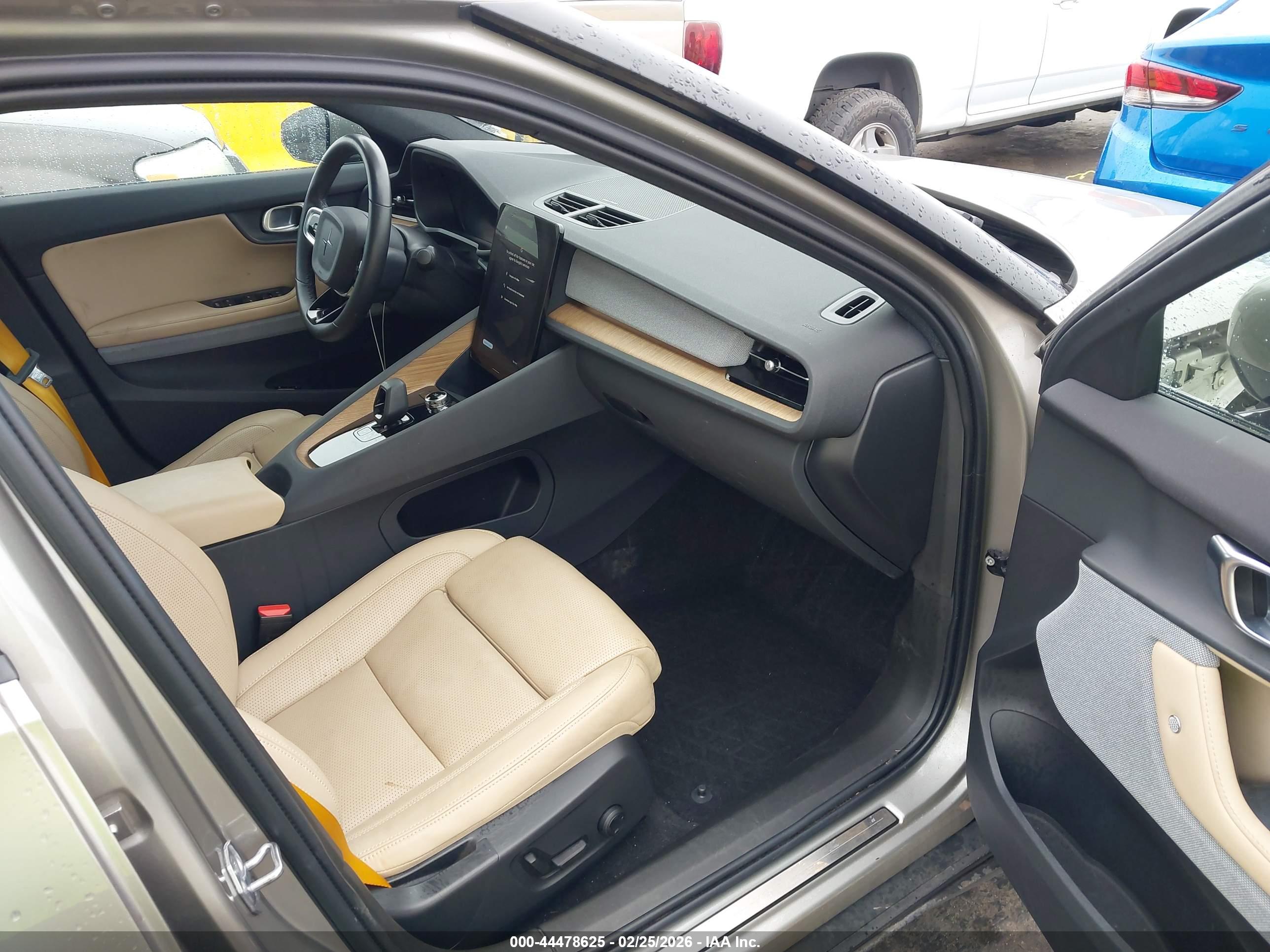 POLESTAR 2 image 5