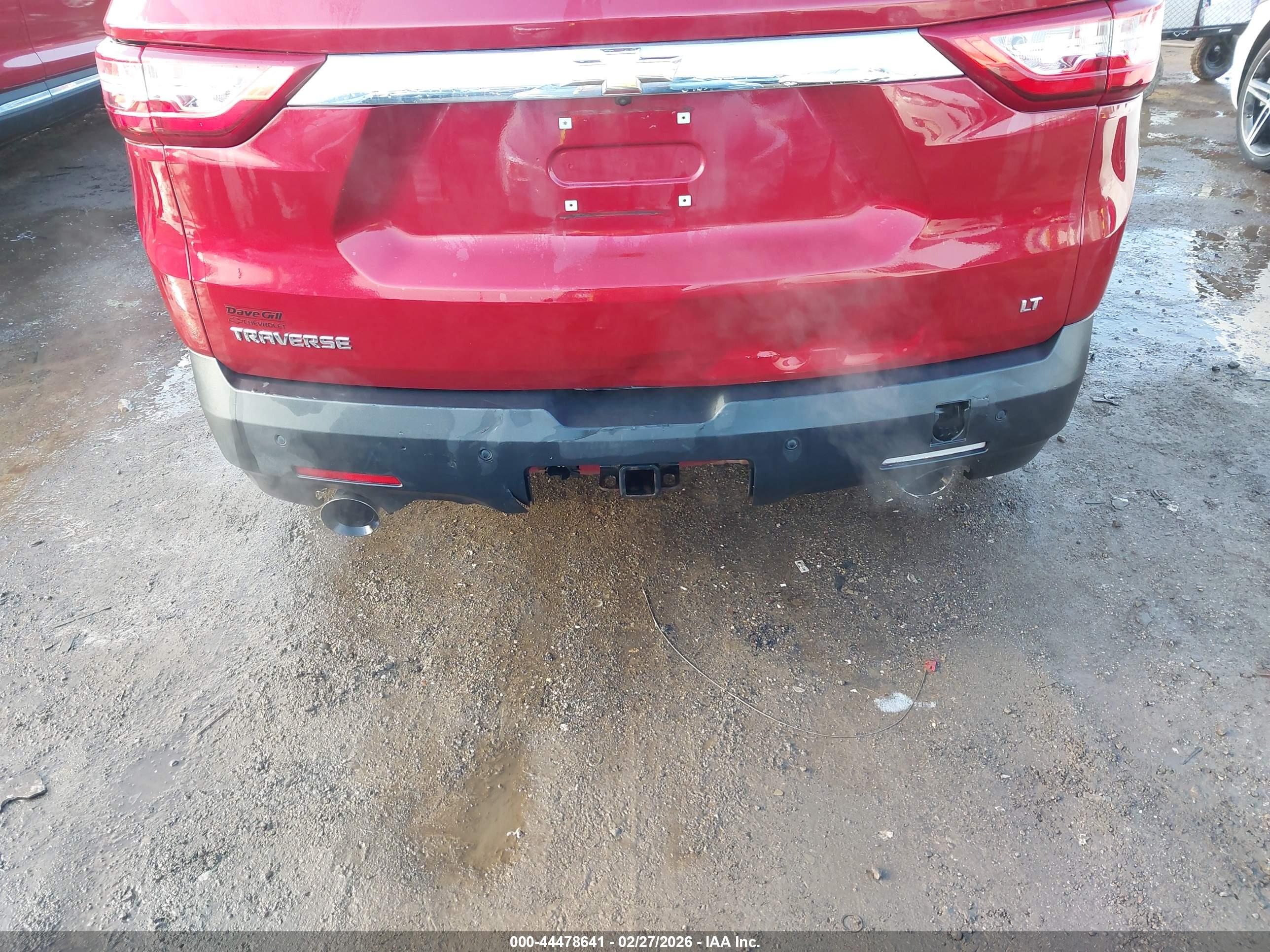CHEVROLET TRAVERSE image 6