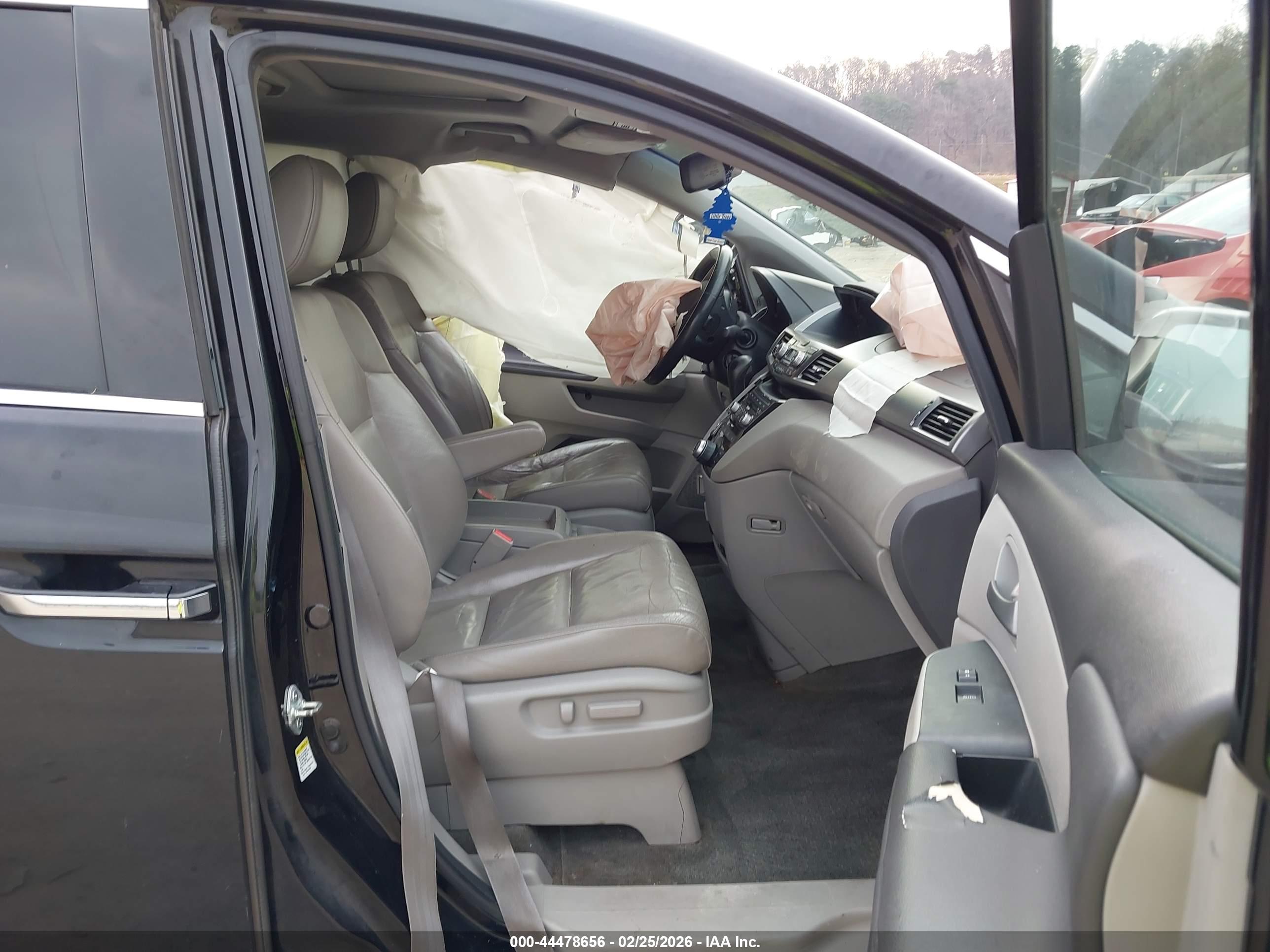 HONDA ODYSSEY image 5