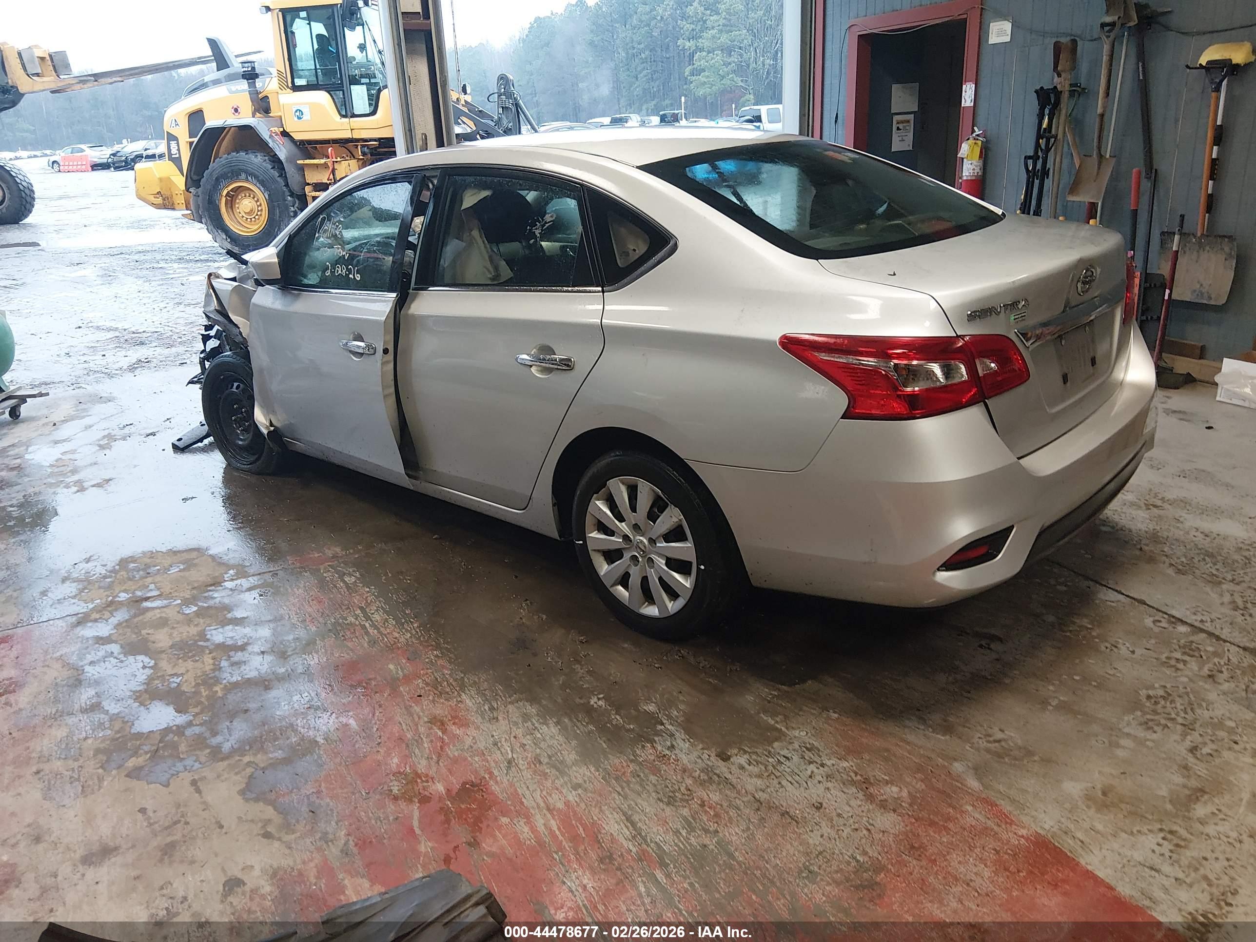 NISSAN SENTRA image 3