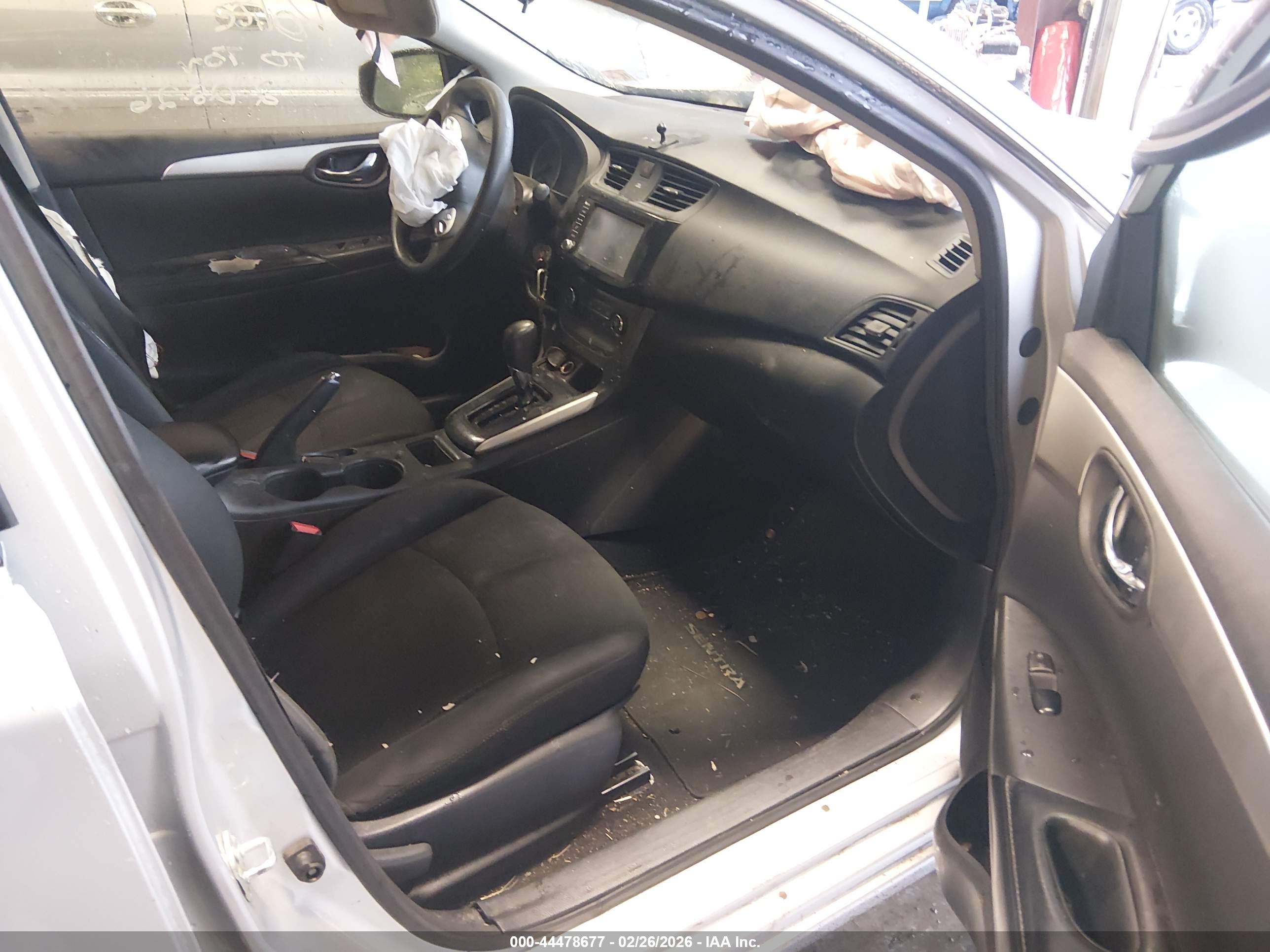 NISSAN SENTRA image 5