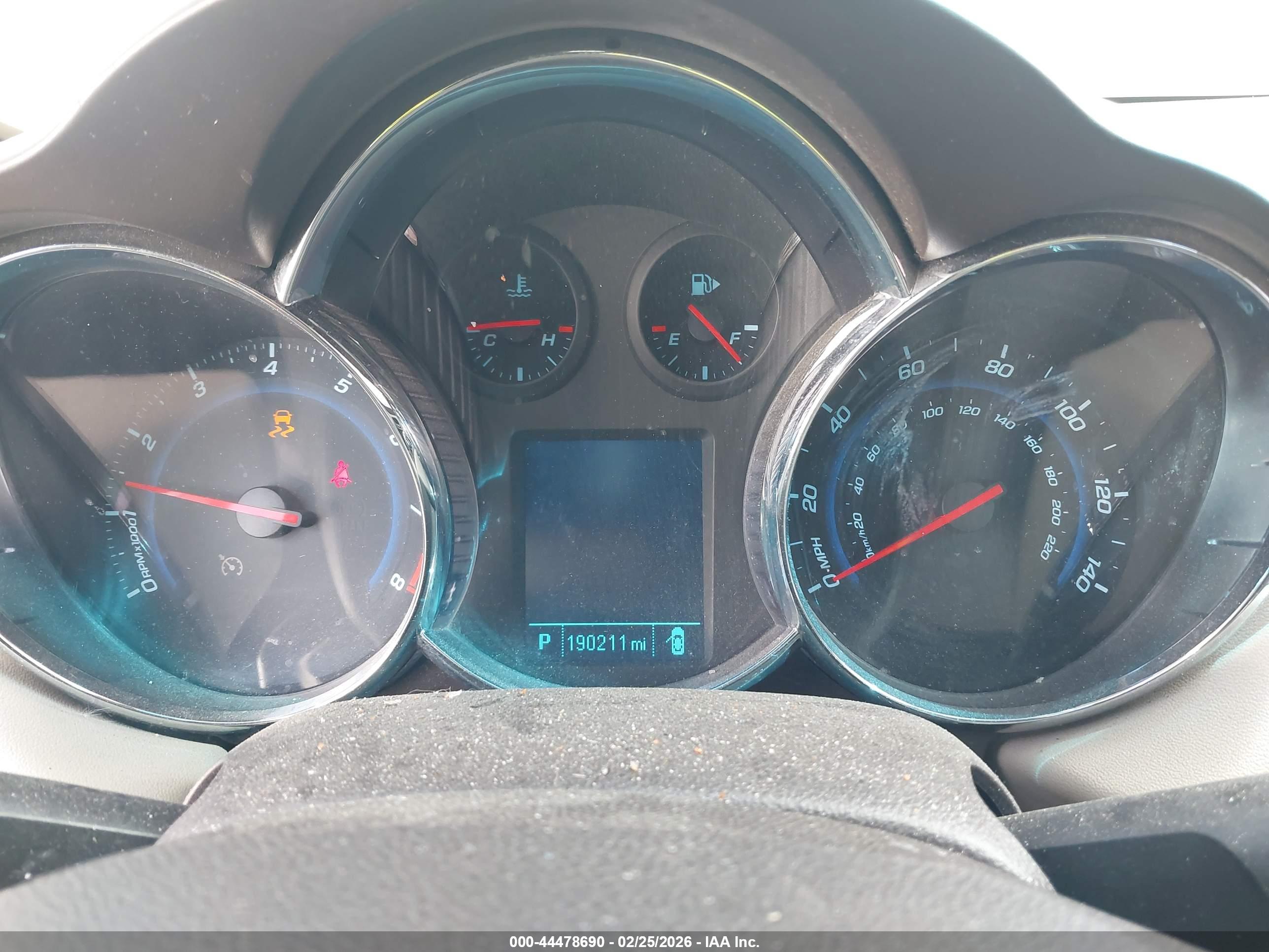 CHEVROLET CRUZE image 7