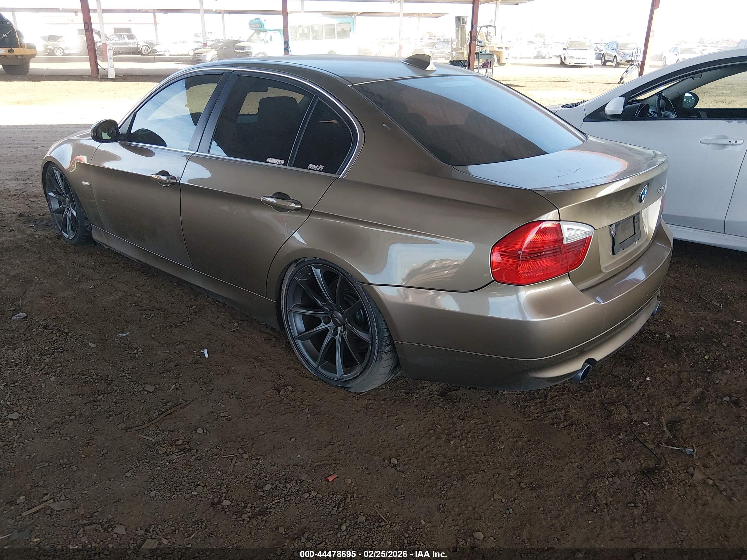 BMW 335I image 3