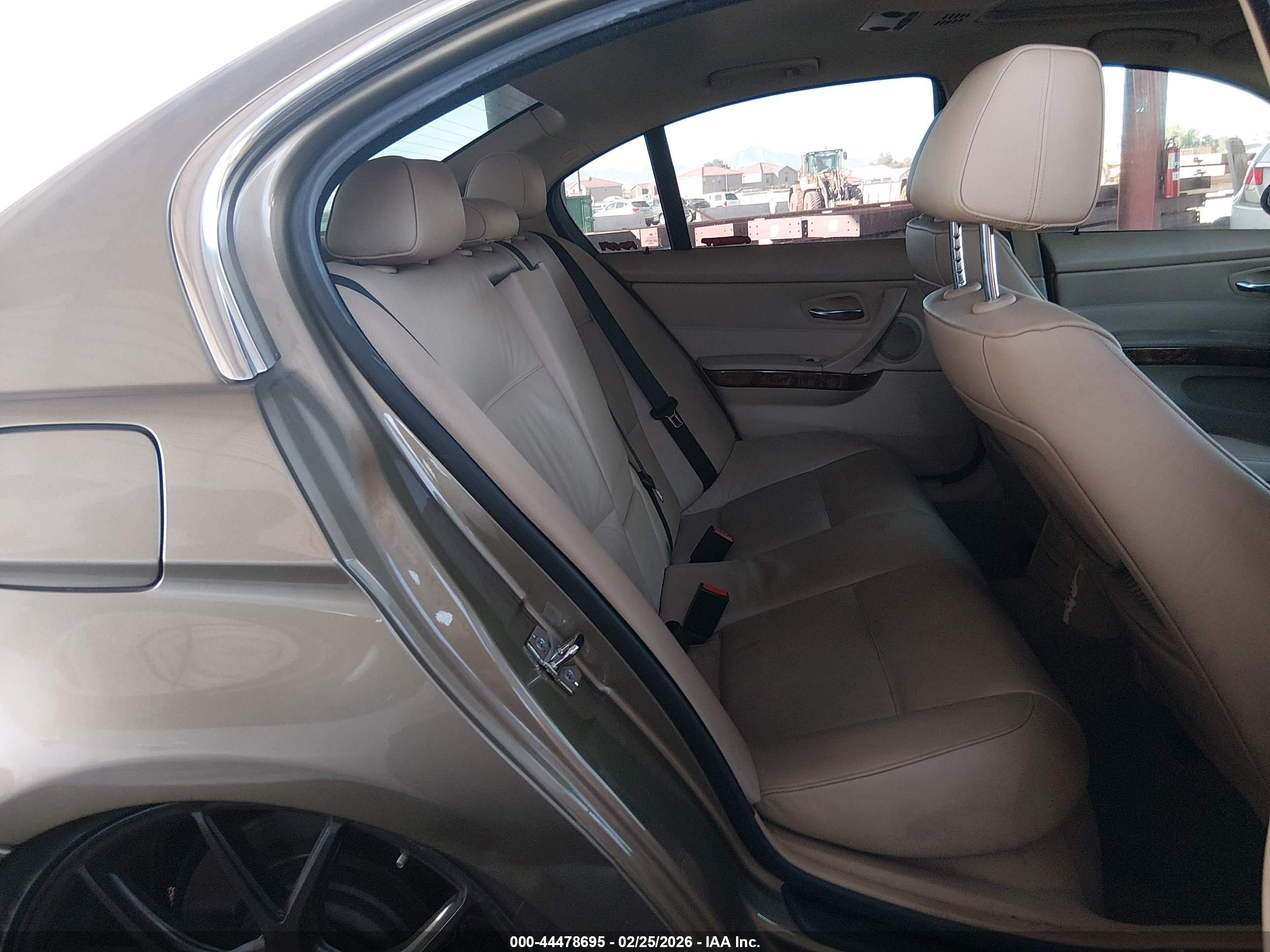BMW 335I image 8