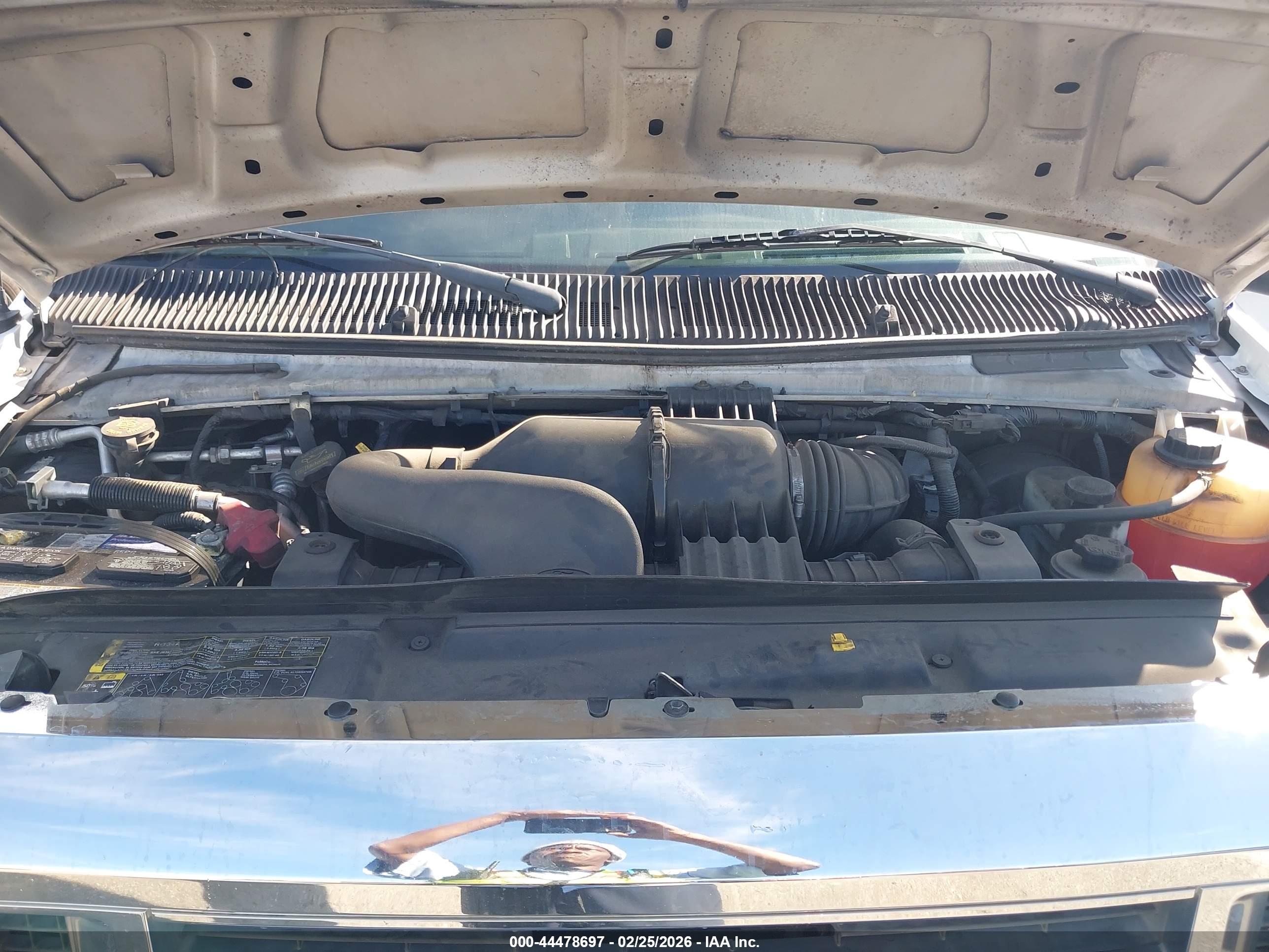FORD E-350 image 10