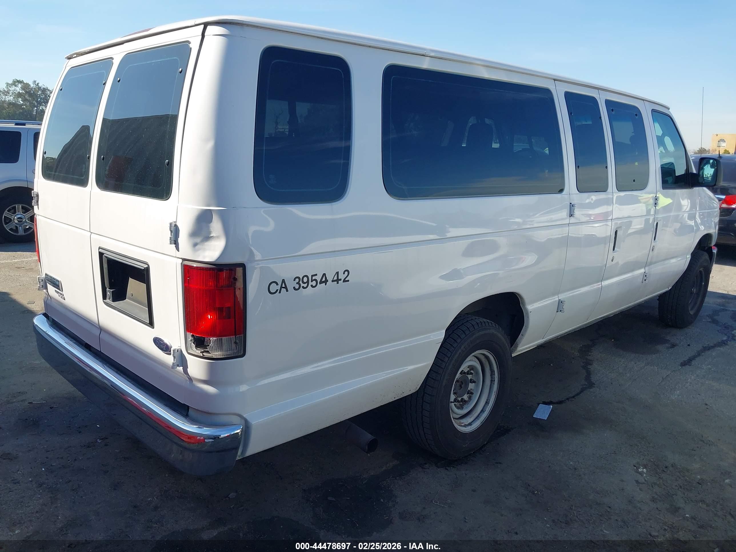 FORD E-350 image 4