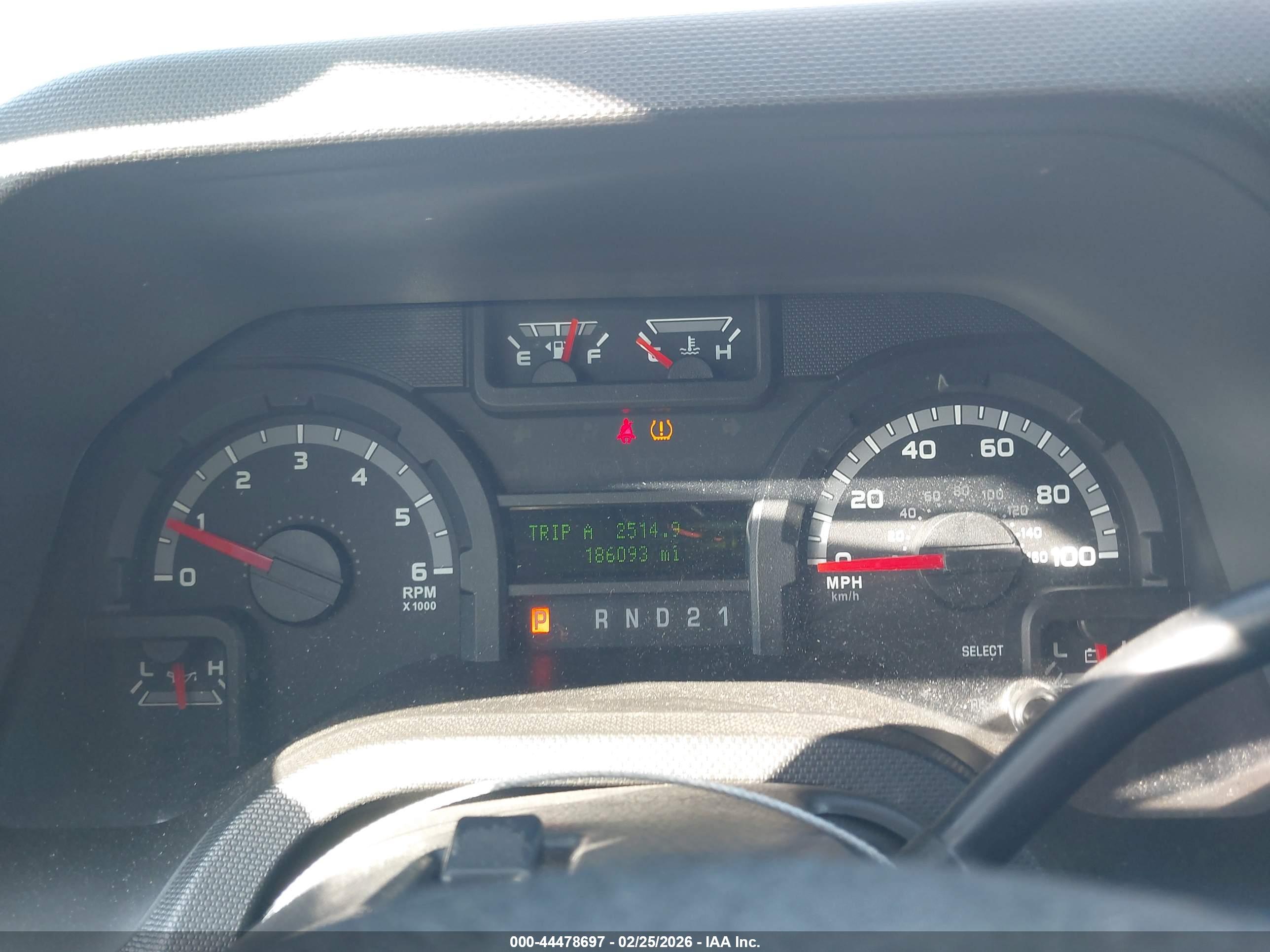 FORD E-350 image 7