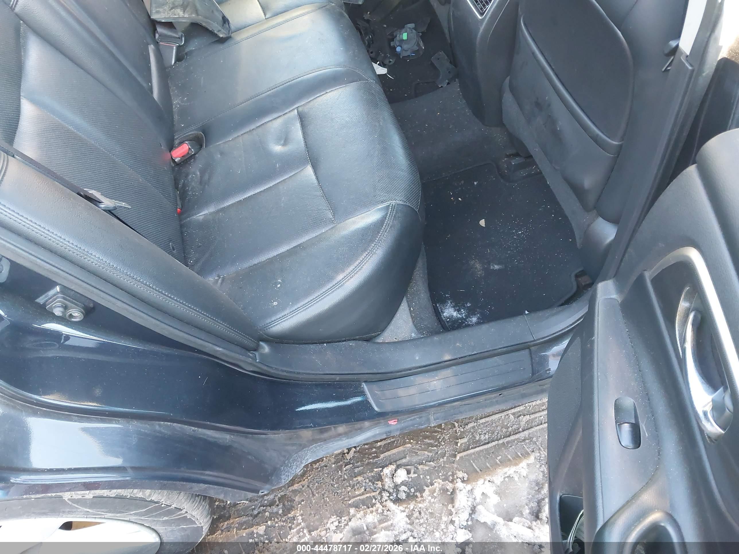 NISSAN ALTIMA image 8