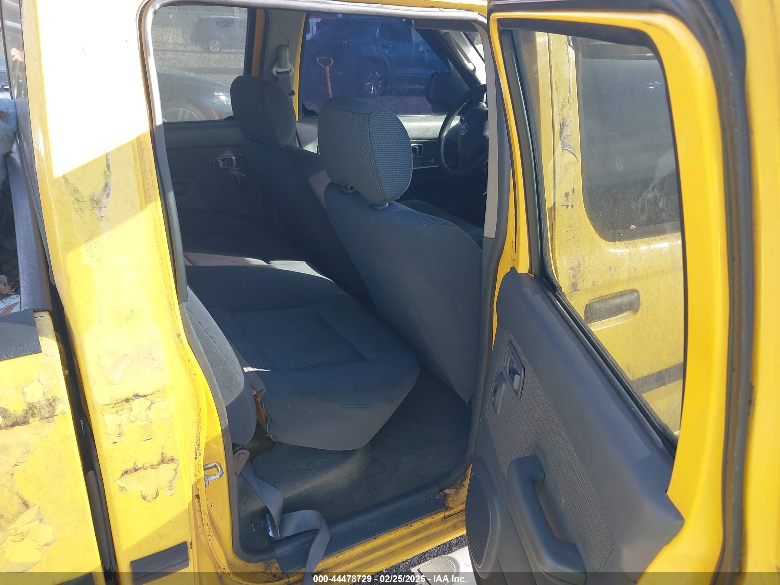 NISSAN FRONTIER image 8