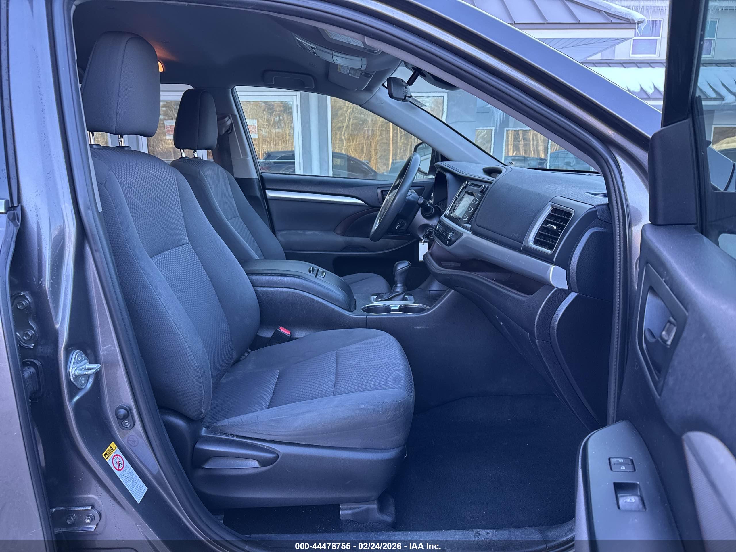 TOYOTA HIGHLANDER image 5