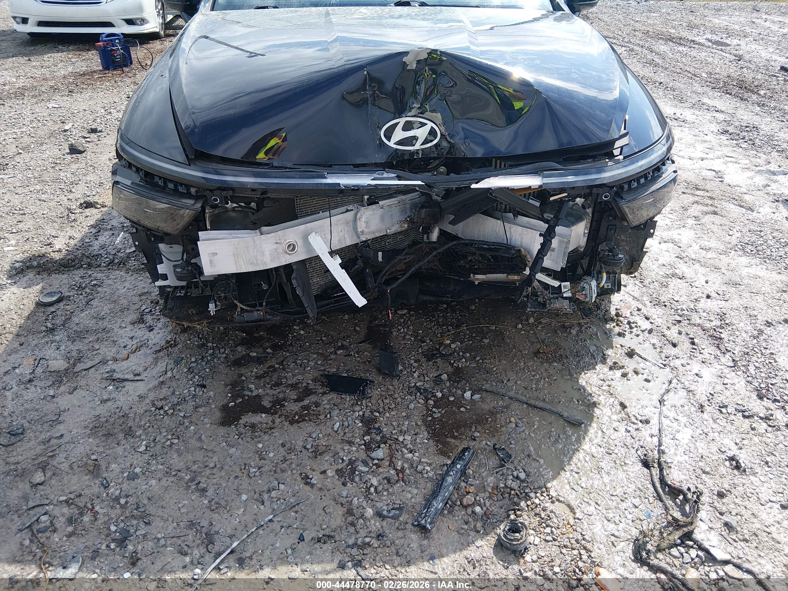 HYUNDAI SONATA image 6