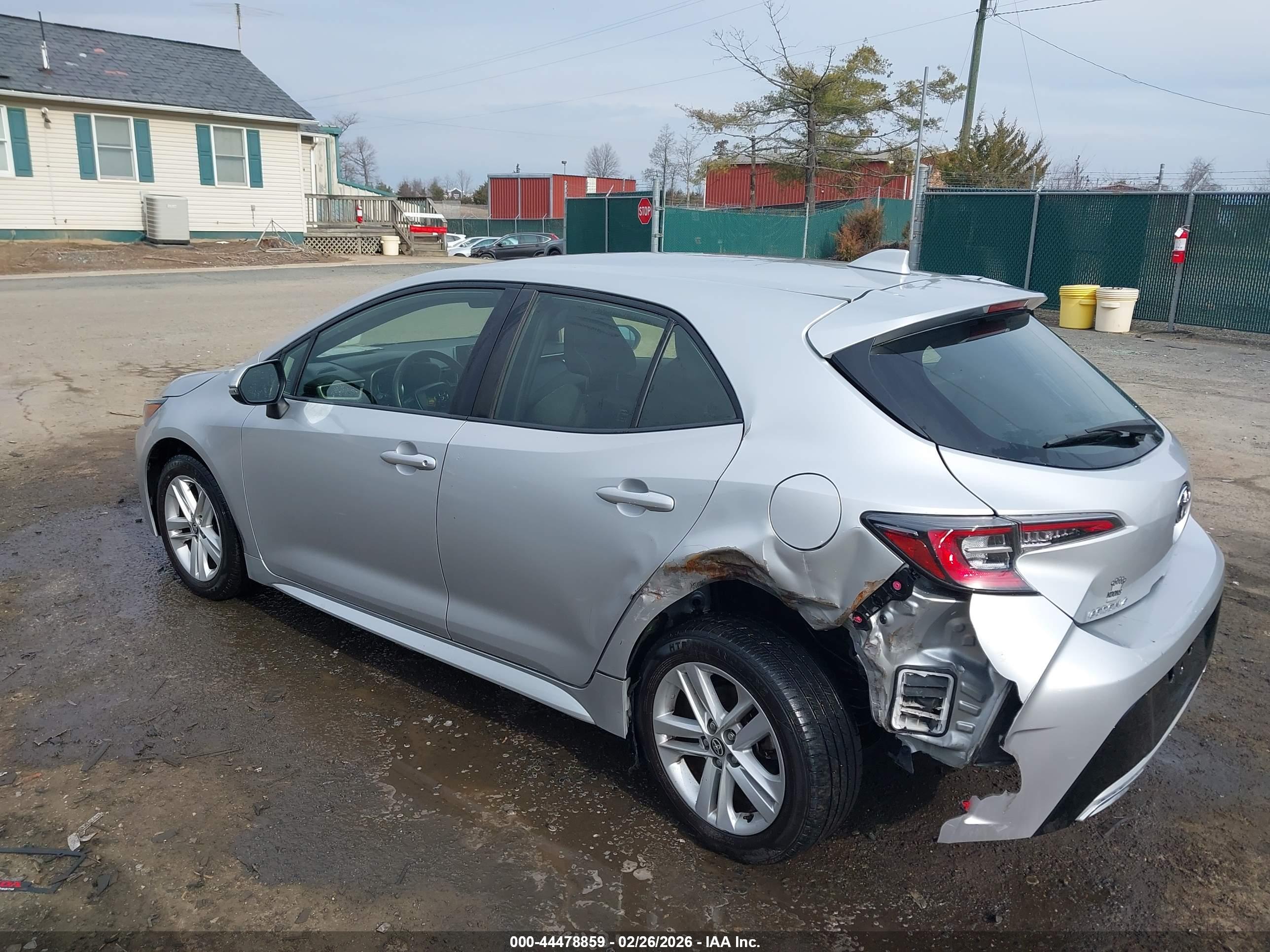 TOYOTA COROLLA image 3