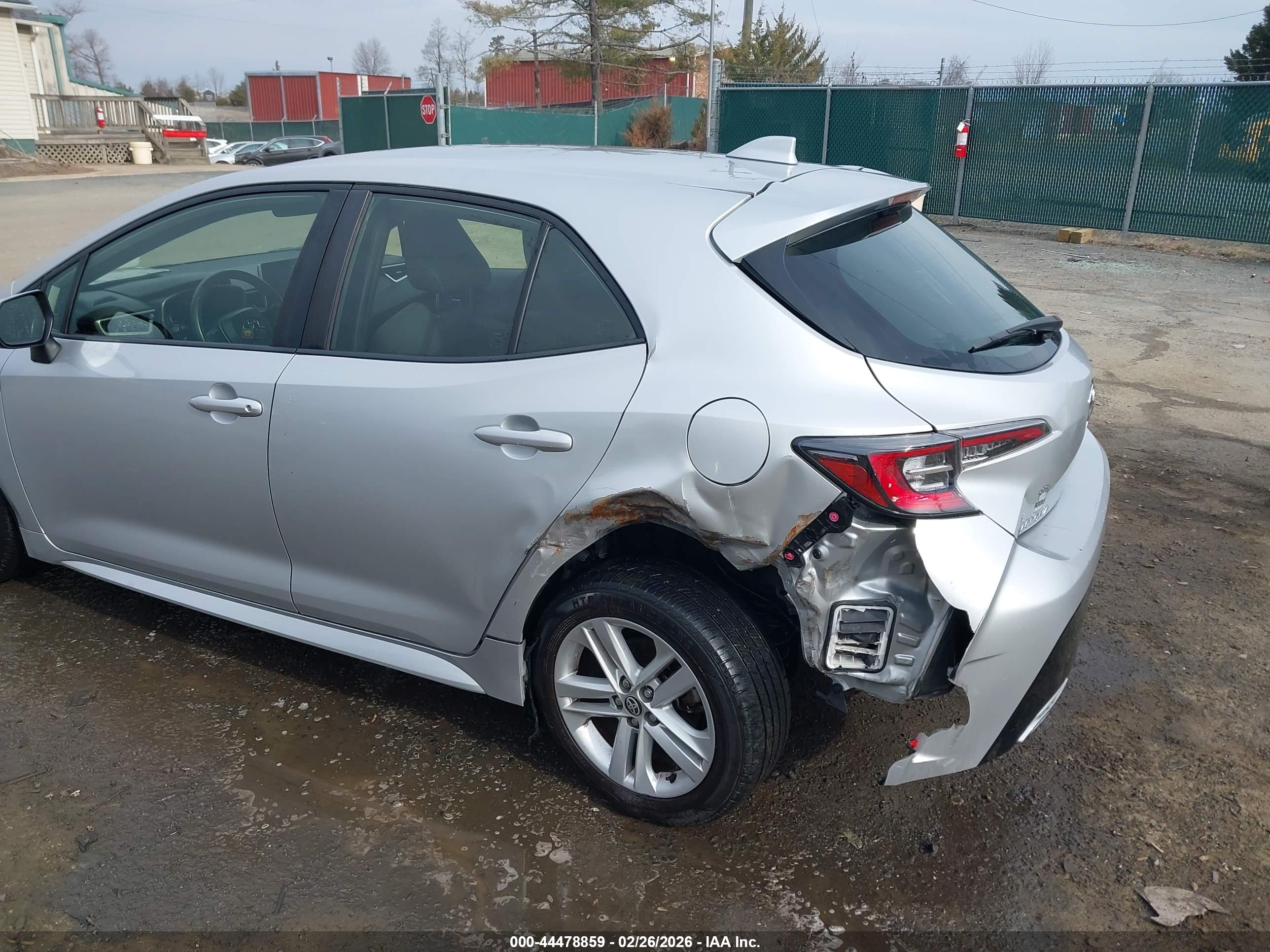TOYOTA COROLLA image 6