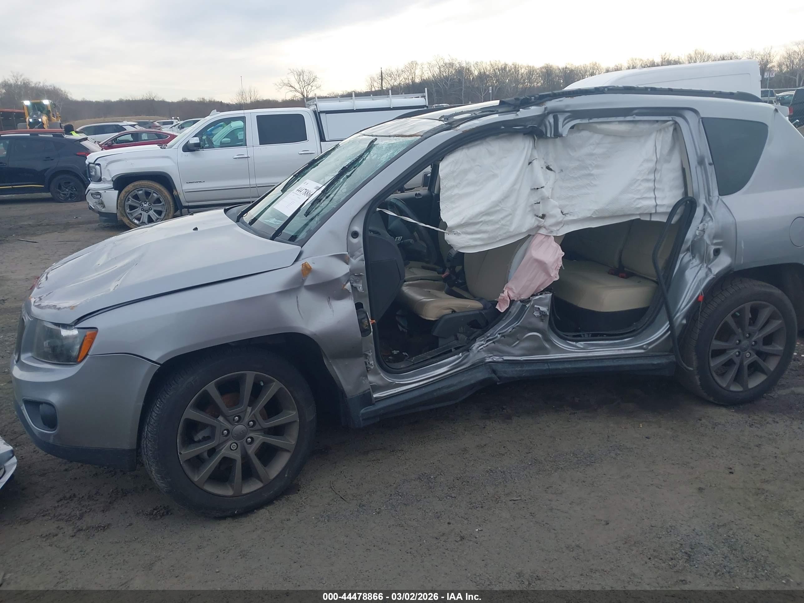 JEEP COMPASS image 6