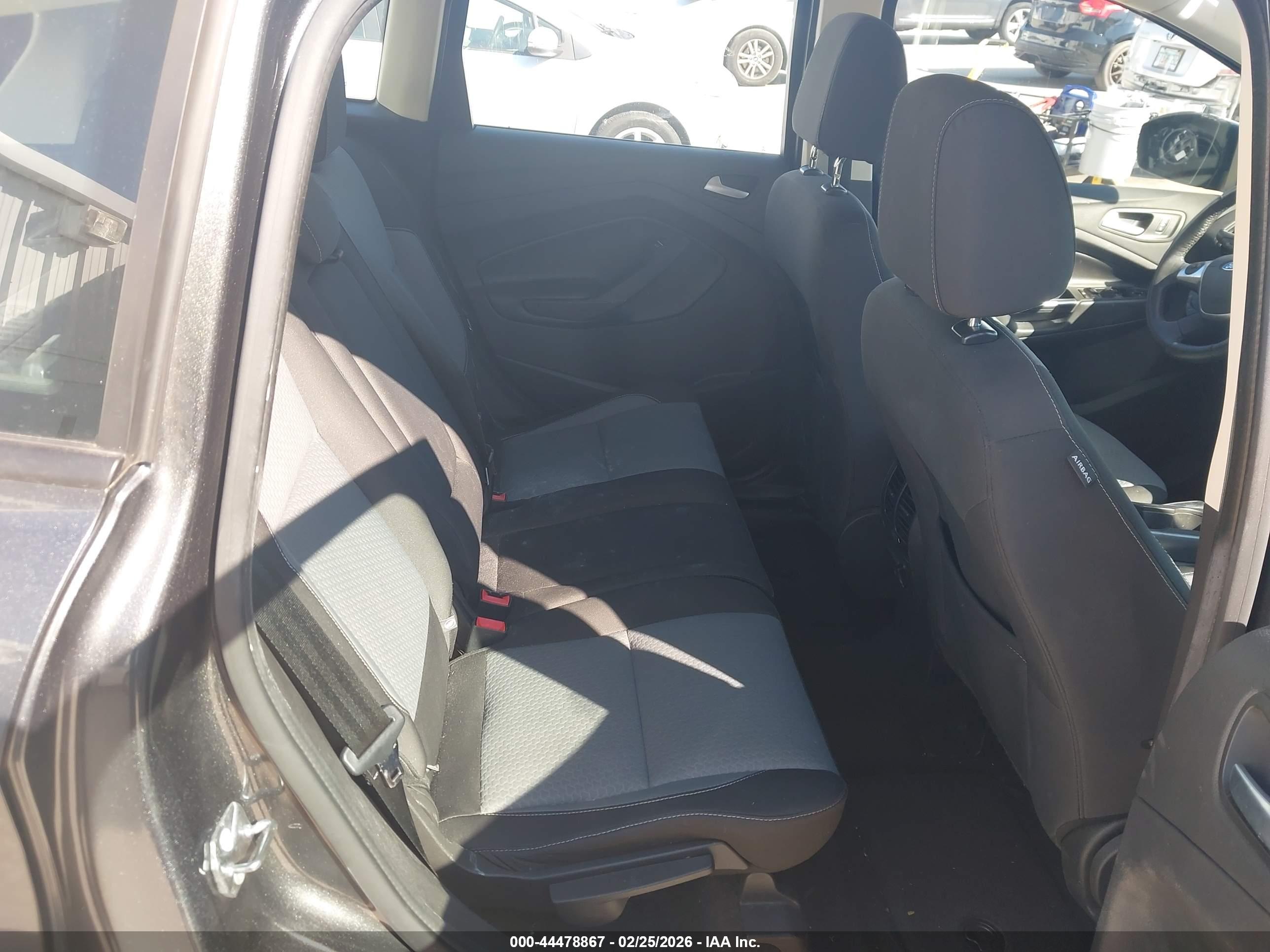 FORD C-MAX image 8