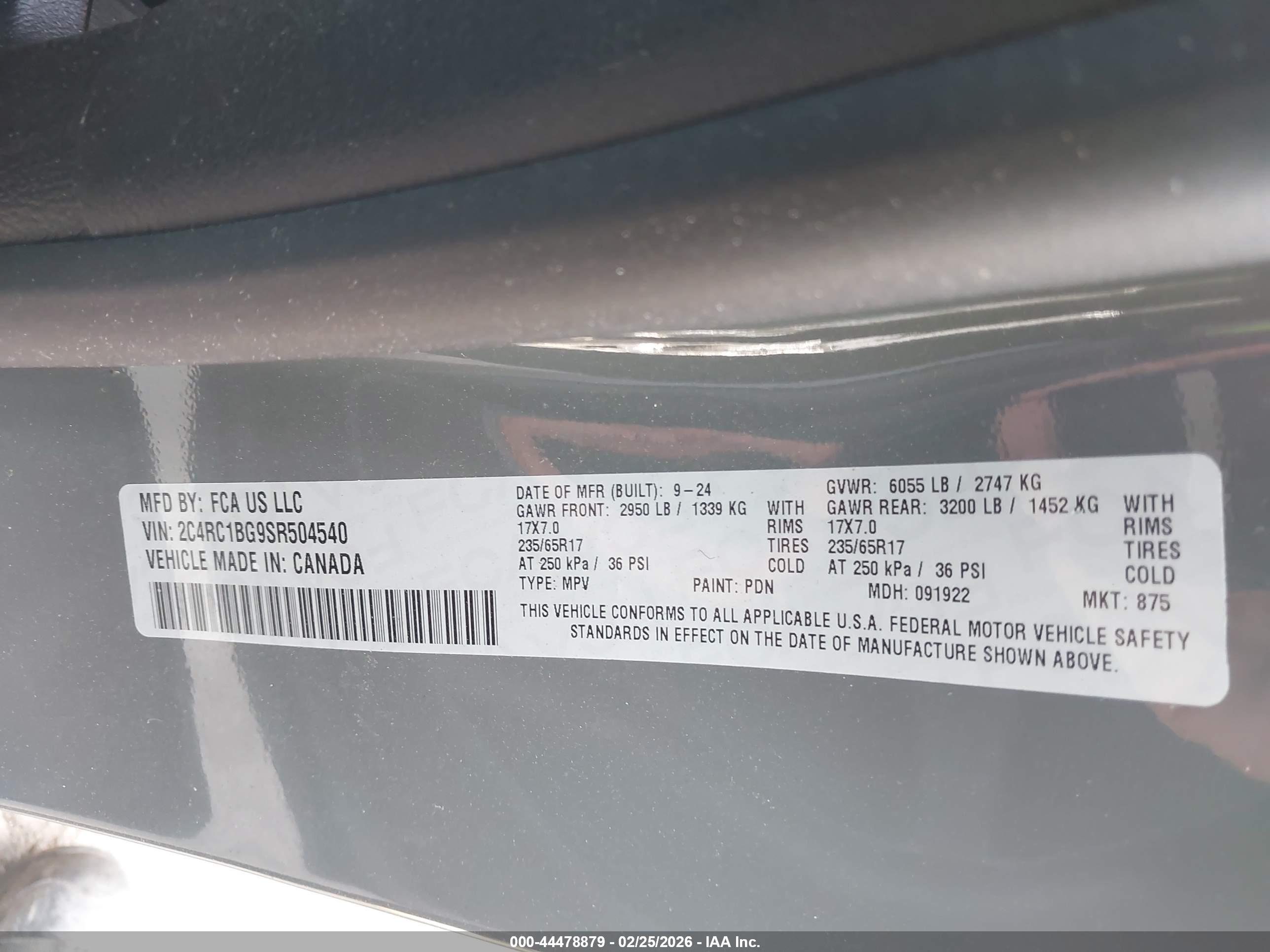 CHRYSLER PACIFICA image 9
