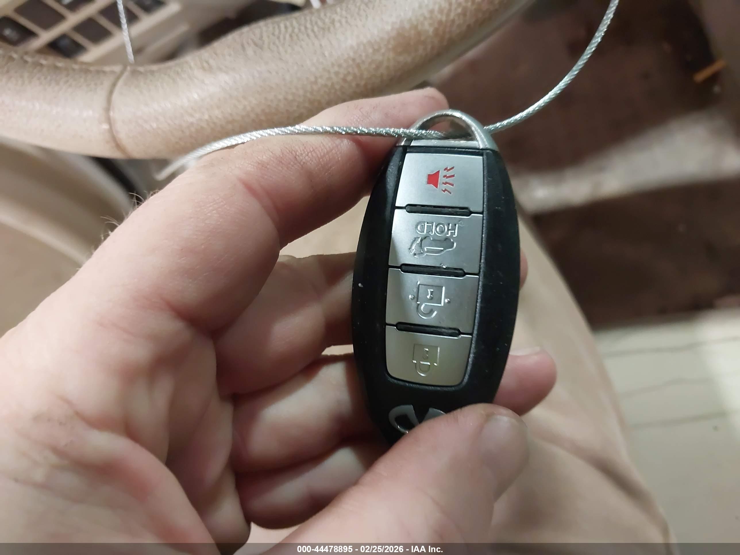INFINITI JX35 image 11