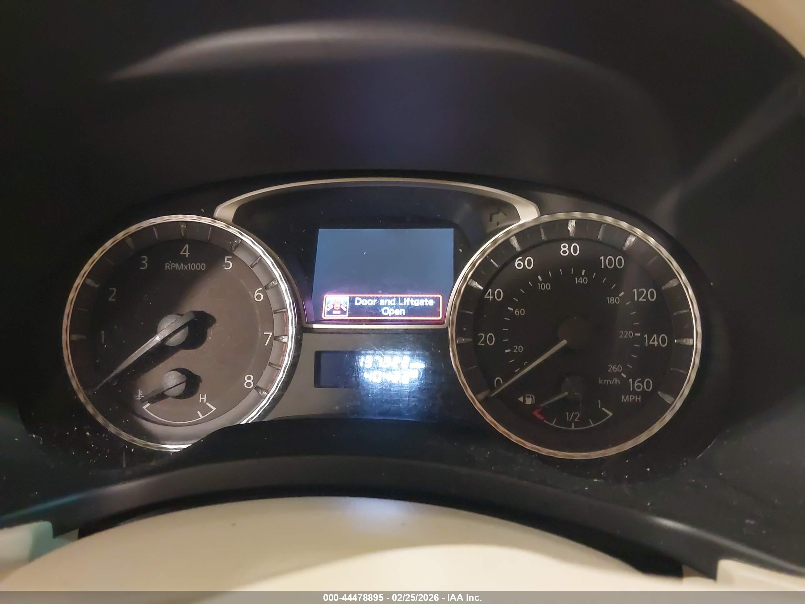 INFINITI JX35 image 7