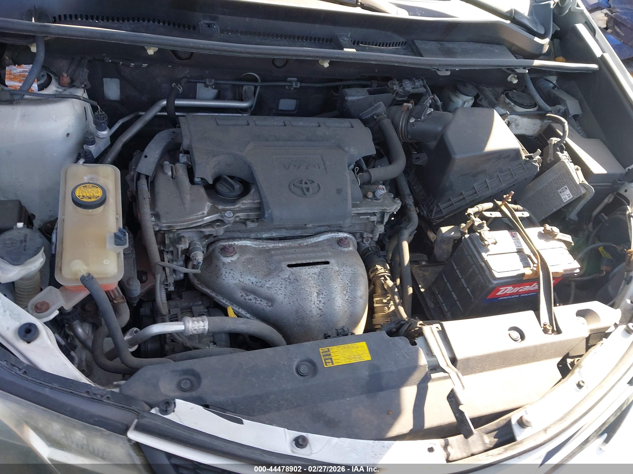 TOYOTA RAV4 image 10