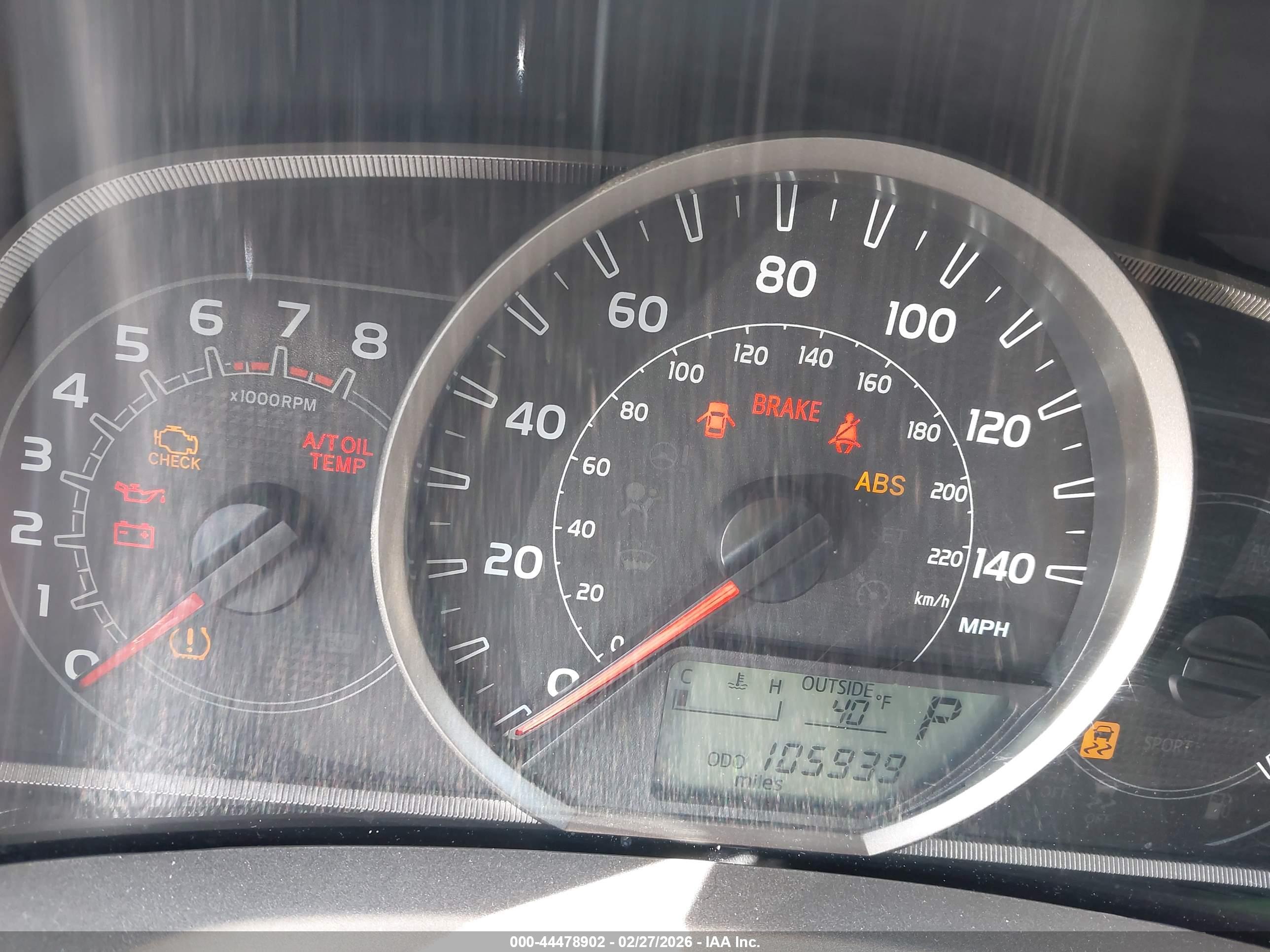 TOYOTA RAV4 image 7