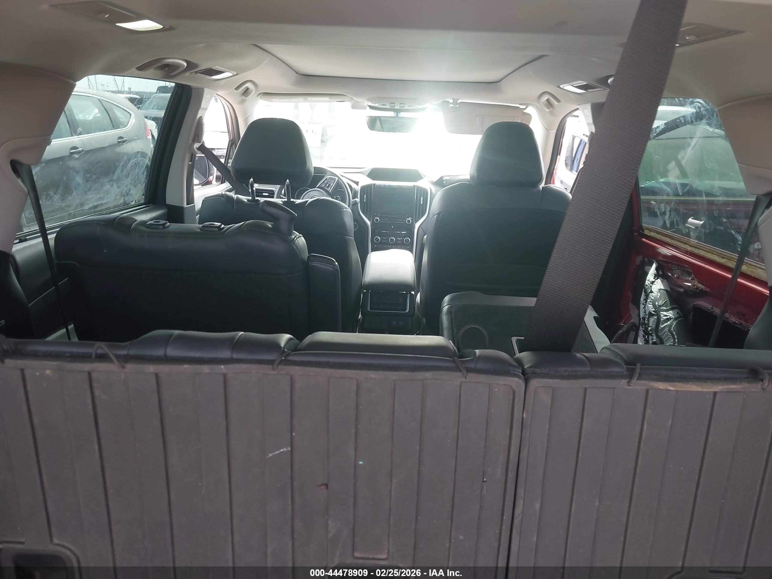 SUBARU ASCENT image 8