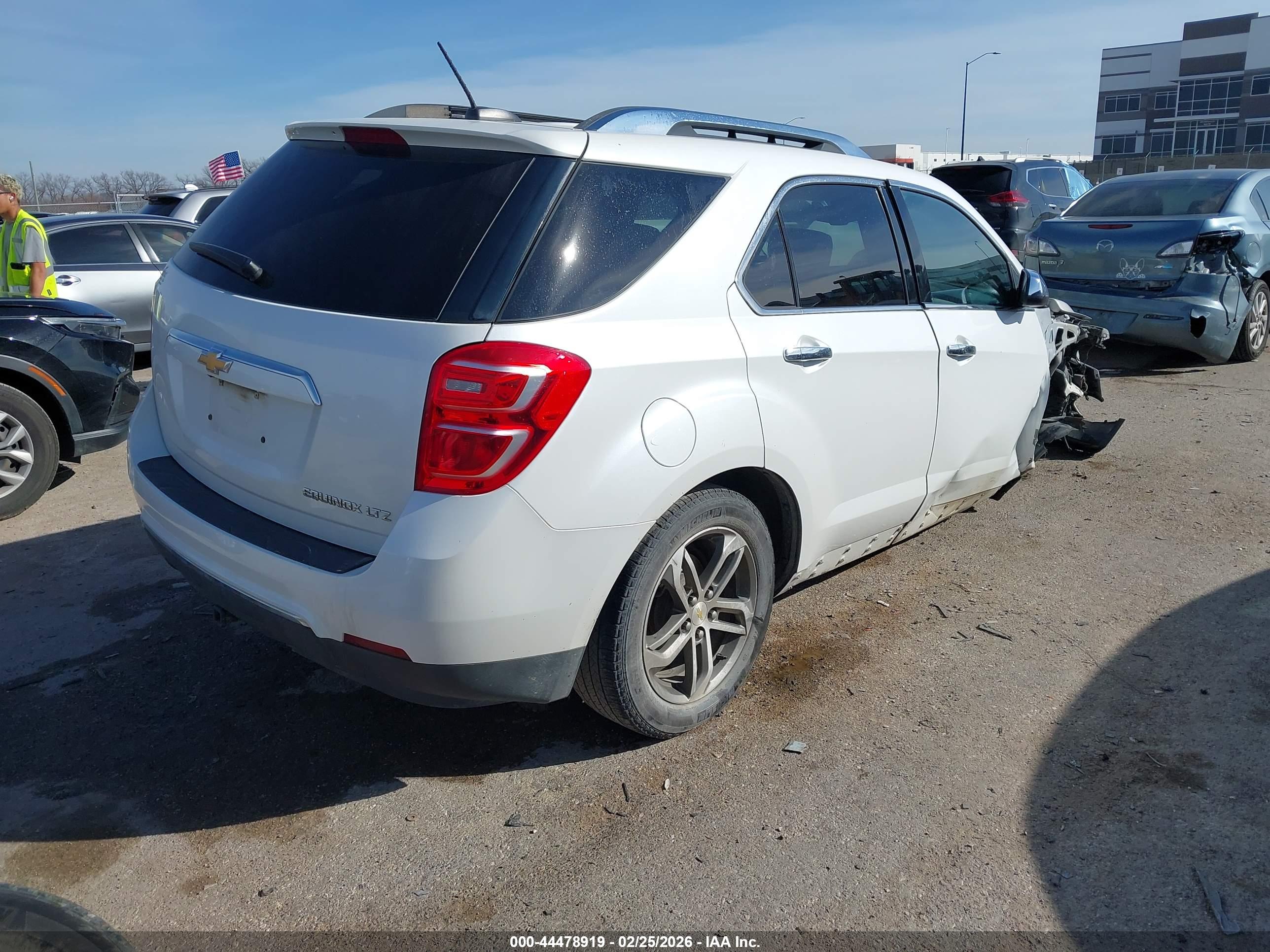 CHEVROLET EQUINOX image 4