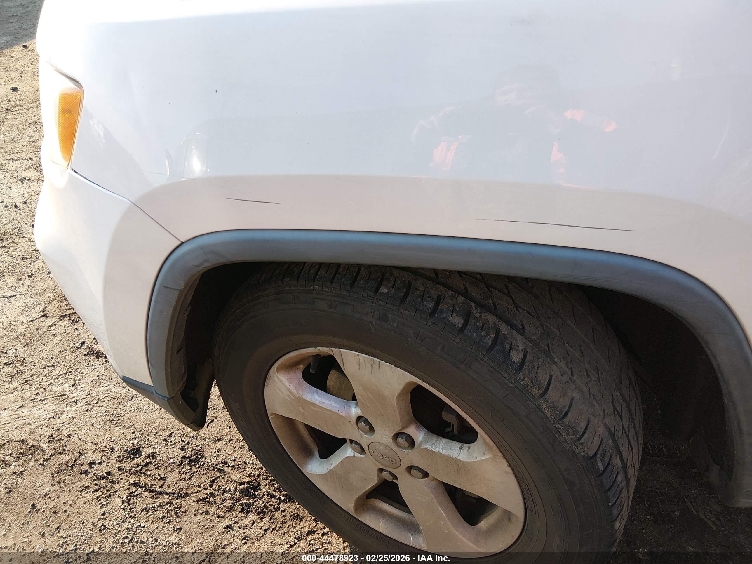 JEEP GRAND image 6