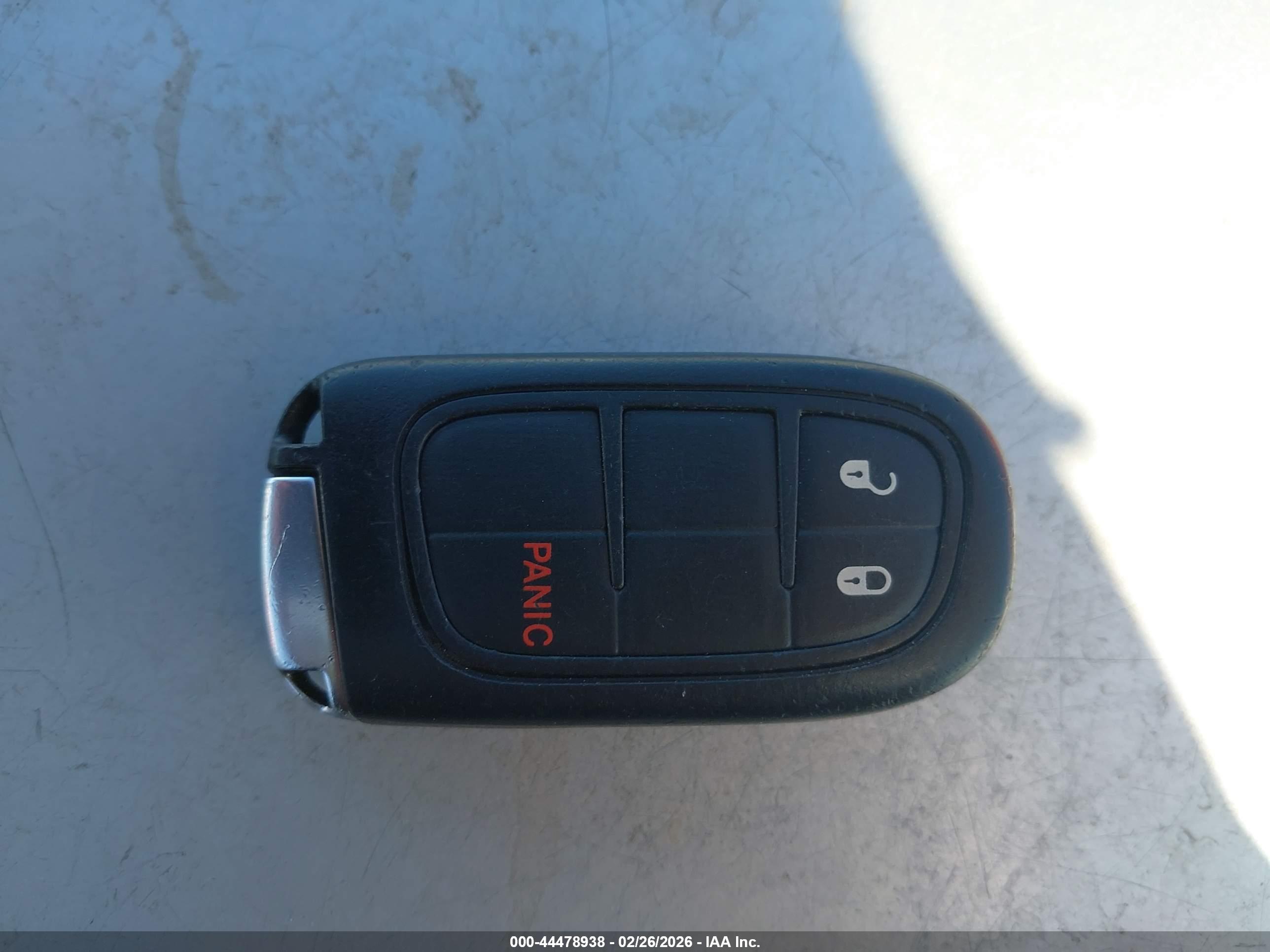 JEEP CHEROKEE image 11