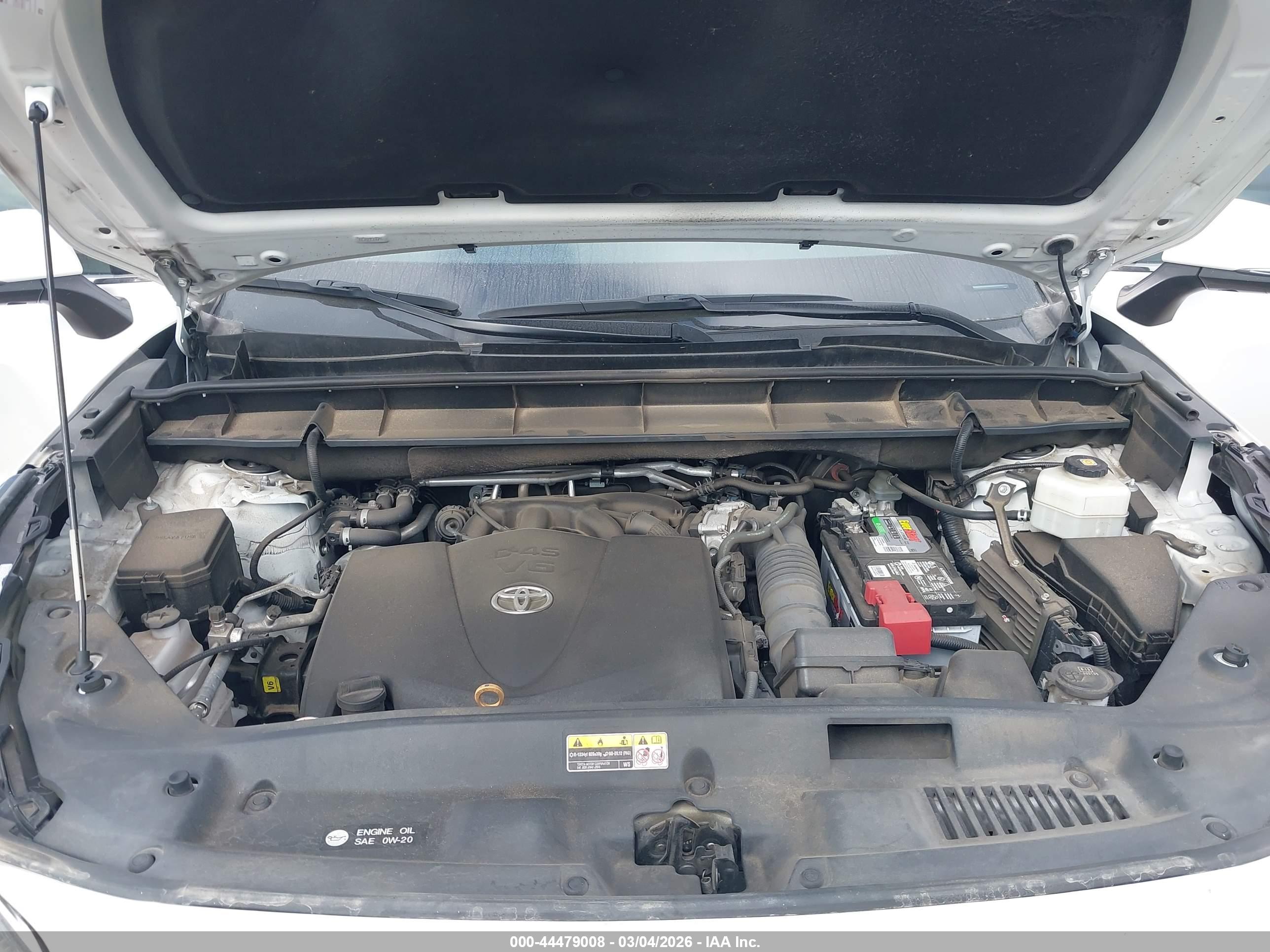 TOYOTA HIGHLANDER image 10