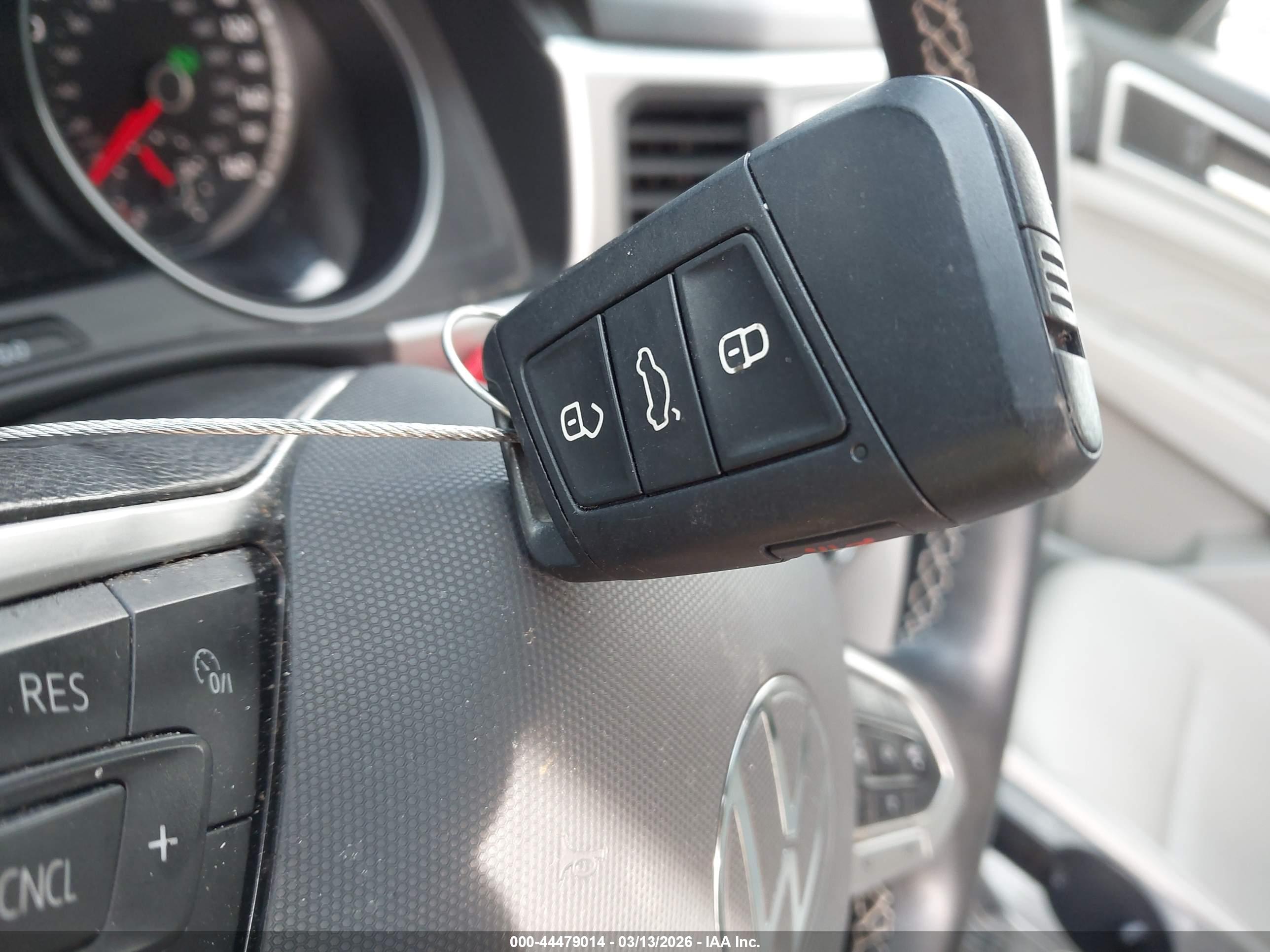VOLKSWAGEN ATLAS image 11