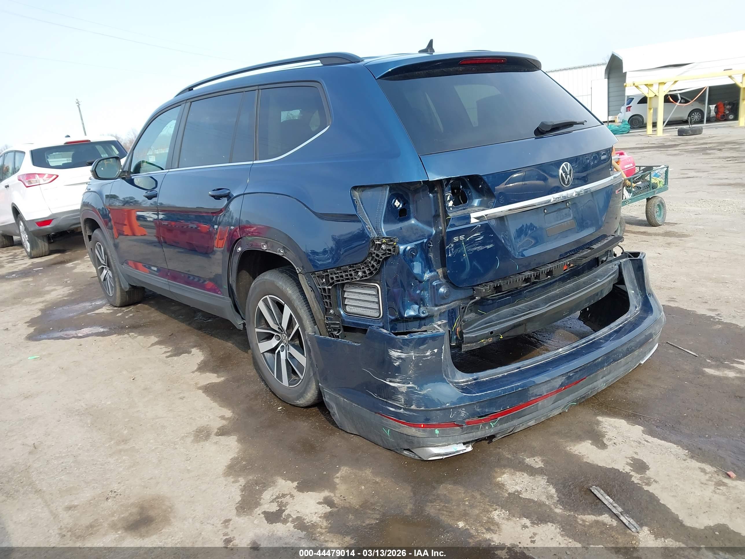VOLKSWAGEN ATLAS image 3