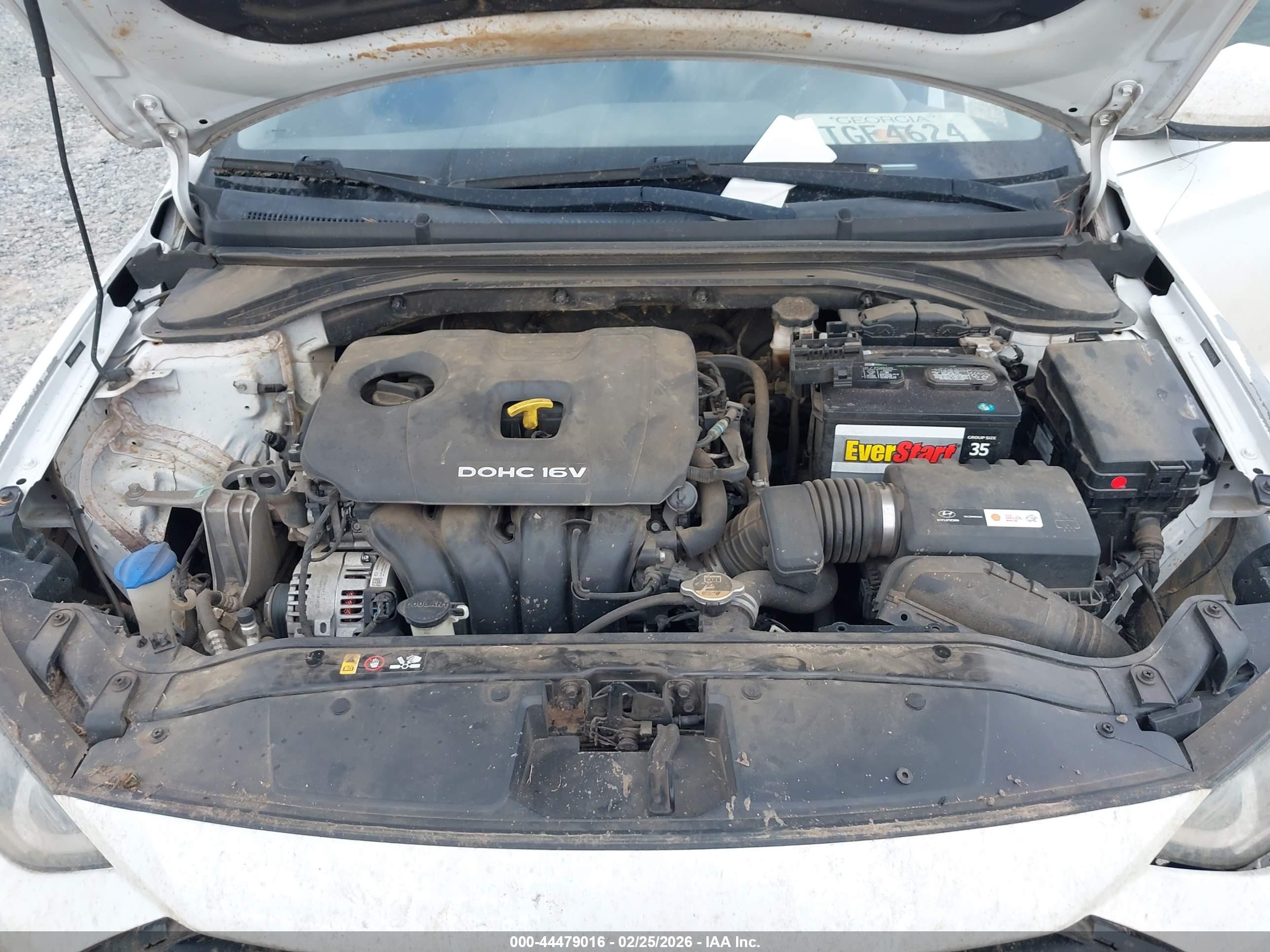 HYUNDAI ELANTRA image 10