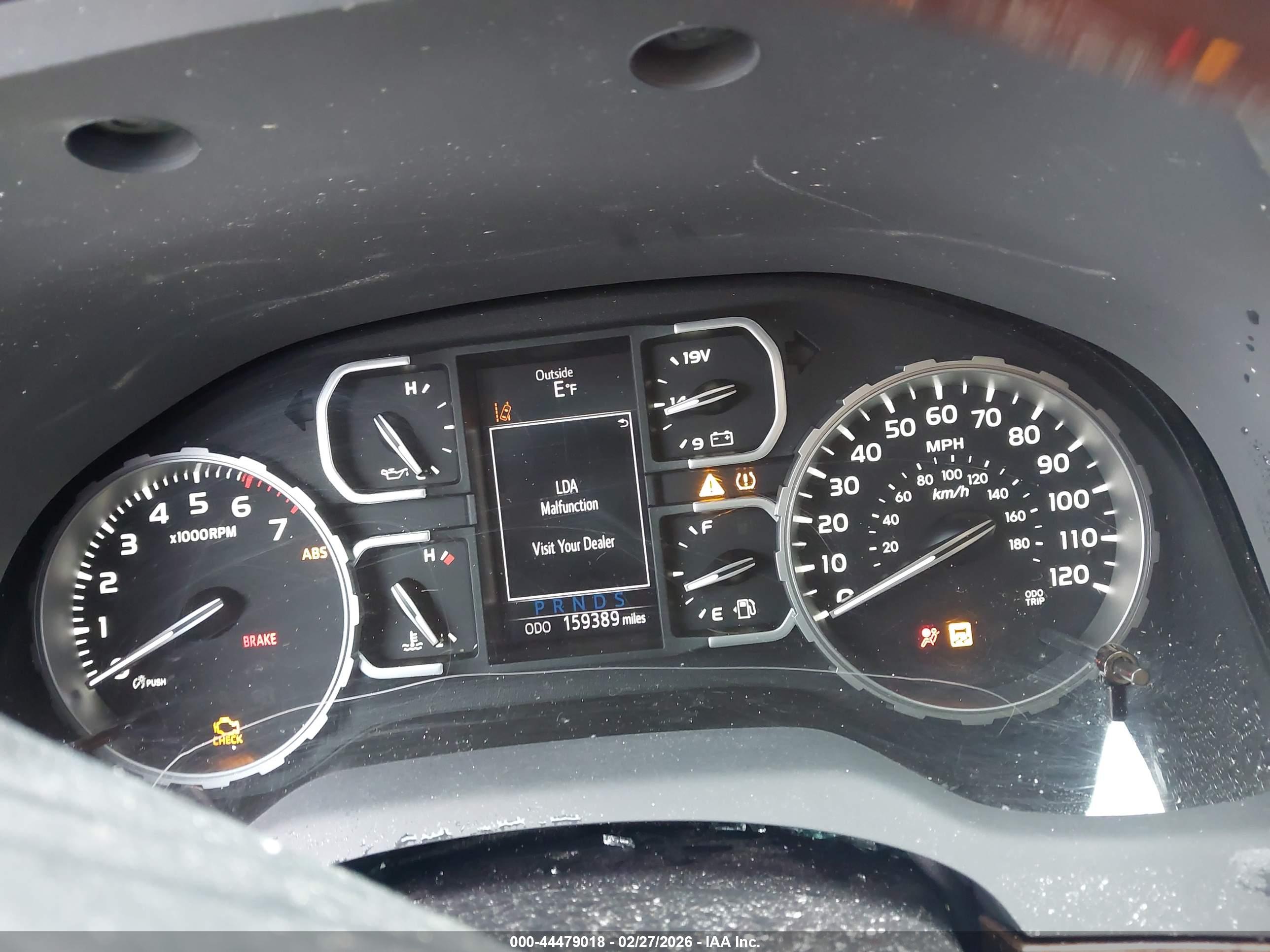 TOYOTA TUNDRA image 7