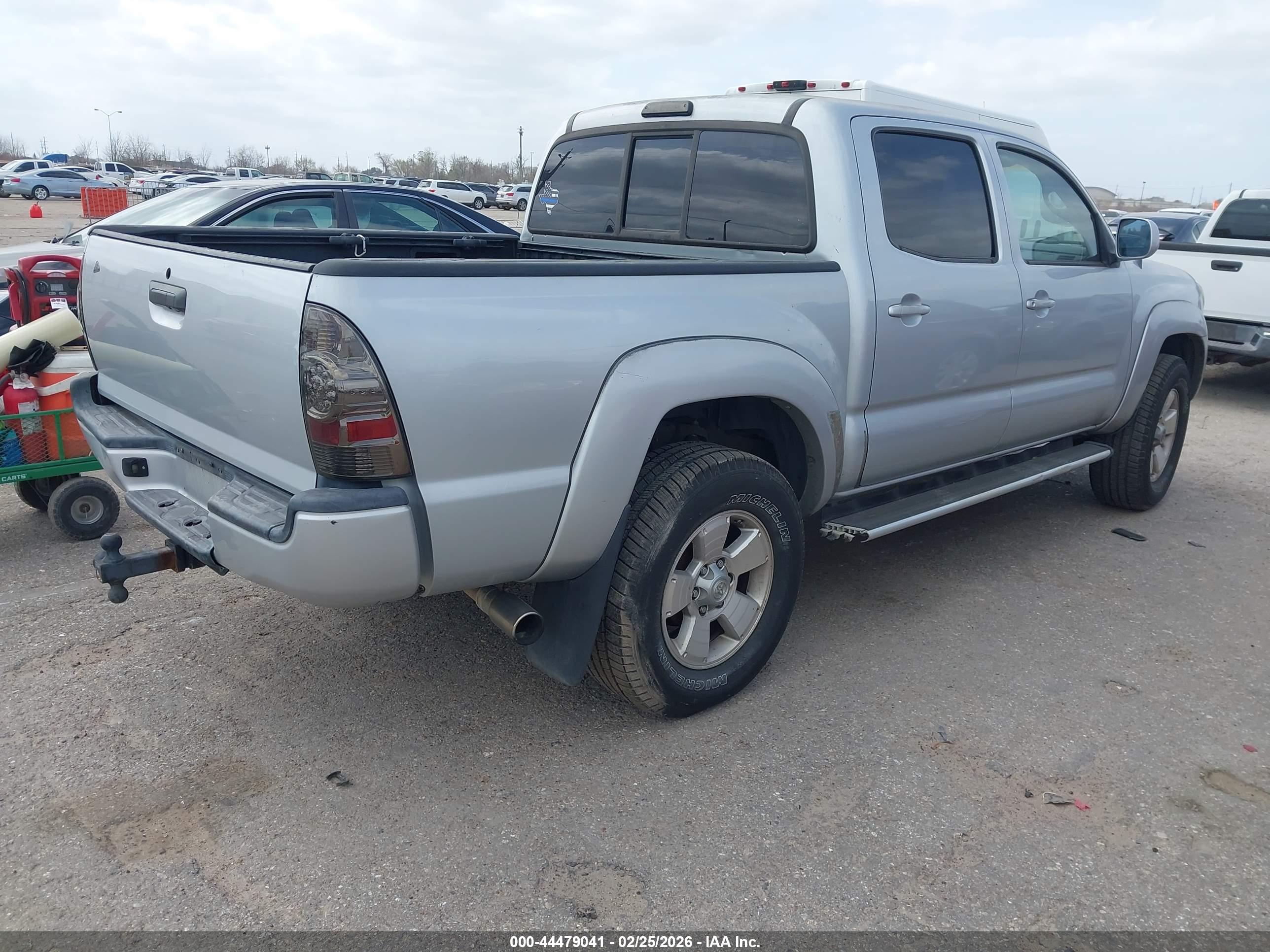 TOYOTA TACOMA image 4