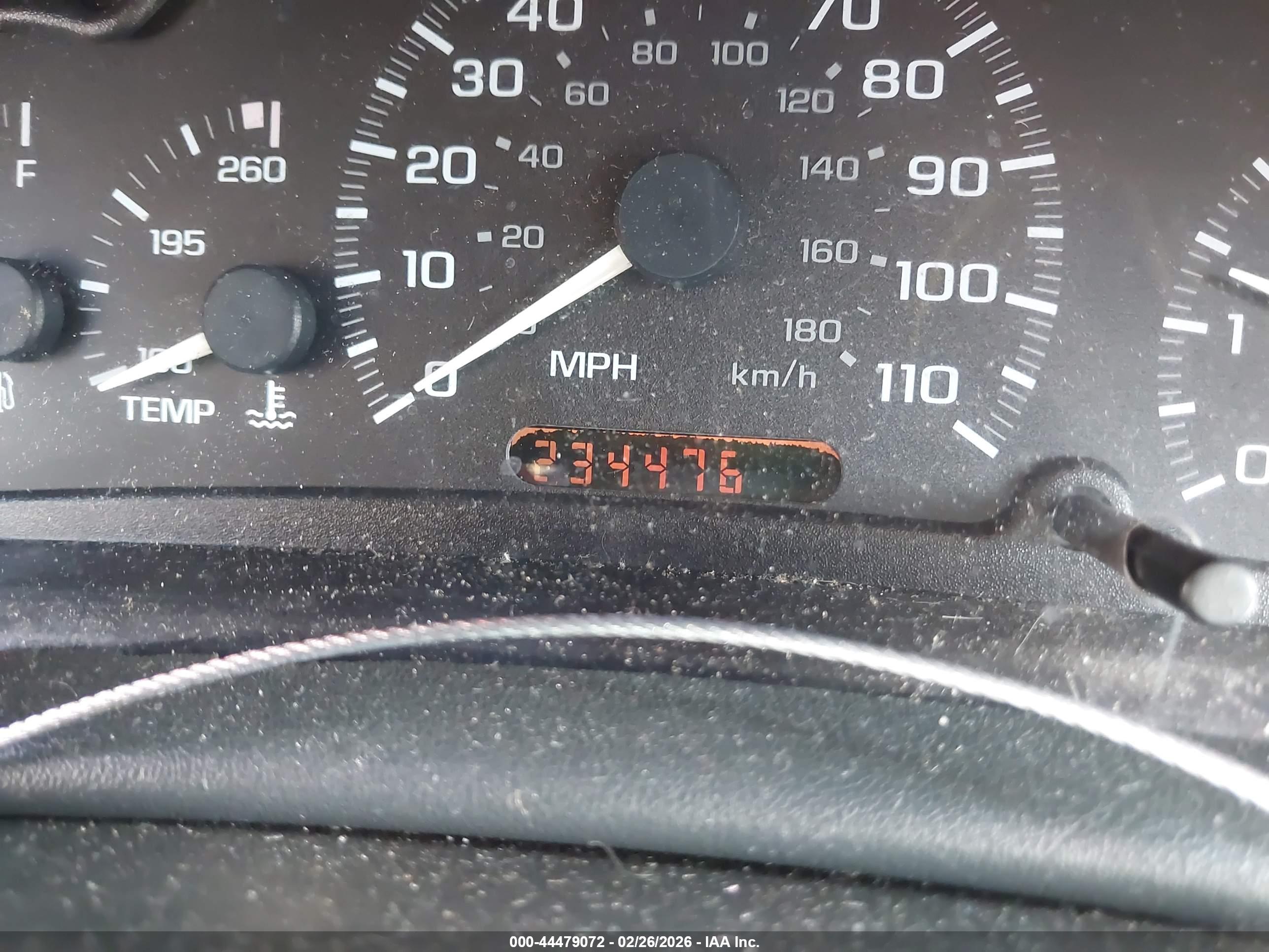 CHEVROLET CAVALIER image 7