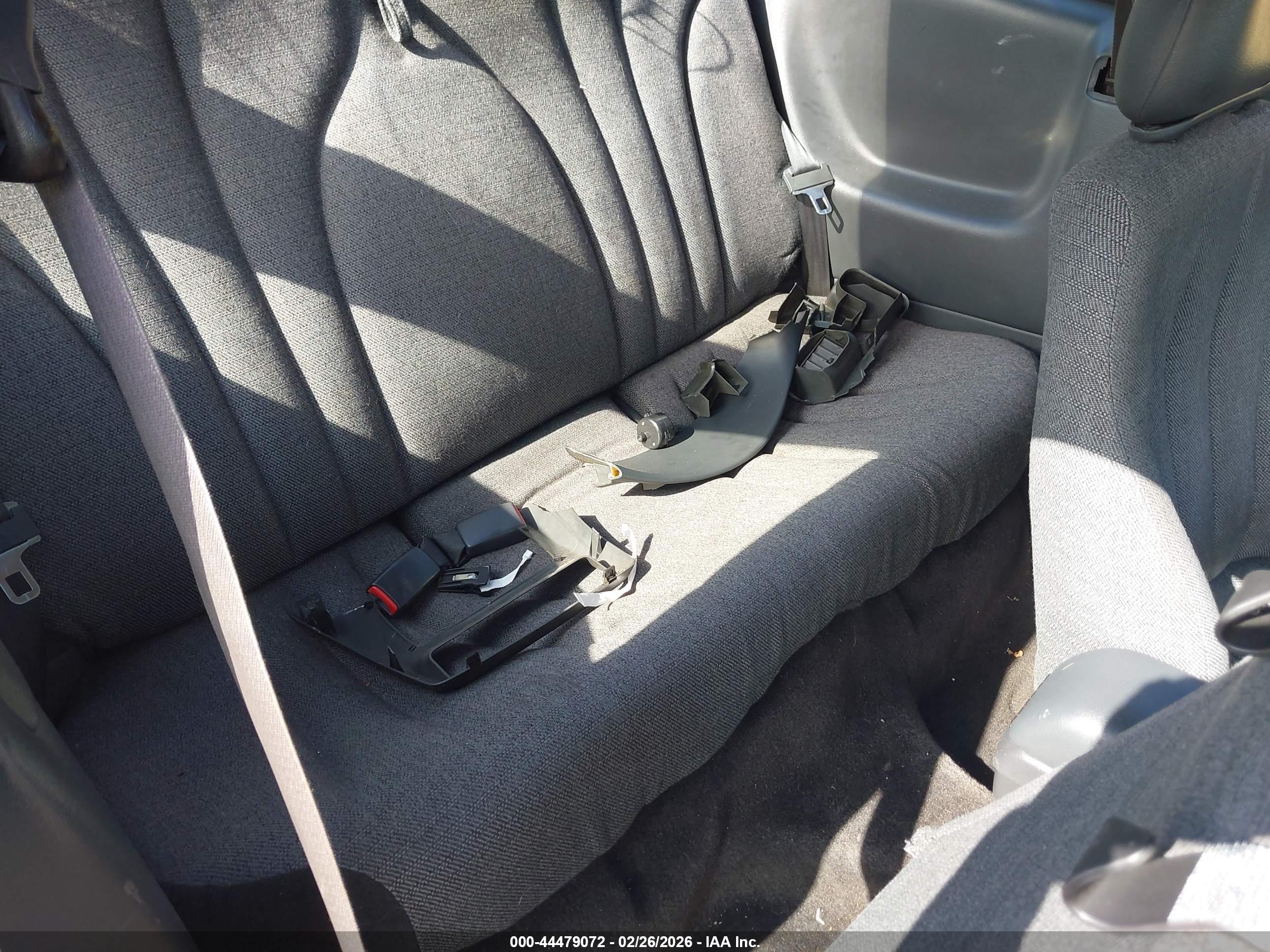 CHEVROLET CAVALIER image 8