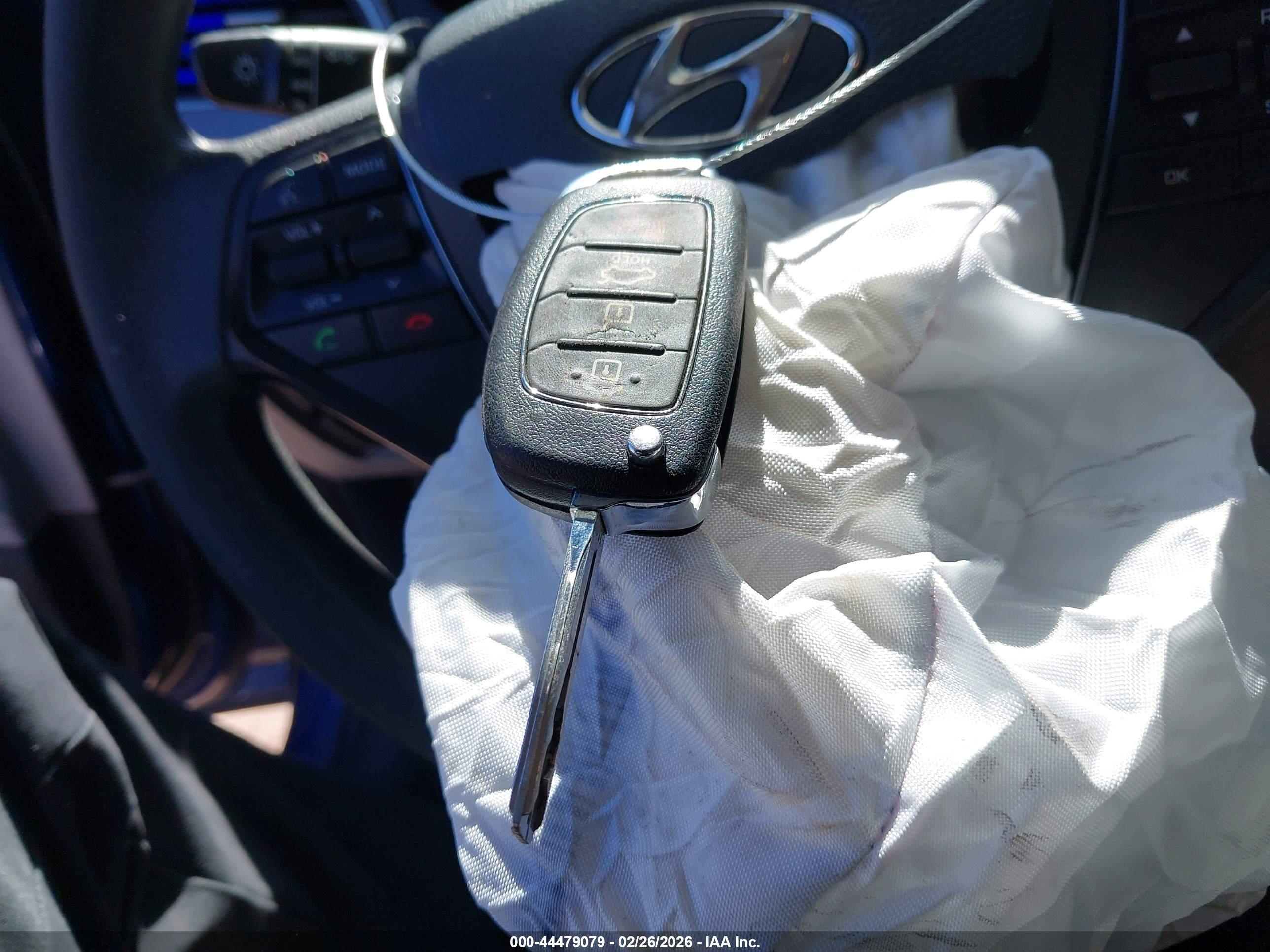 HYUNDAI SONATA image 11
