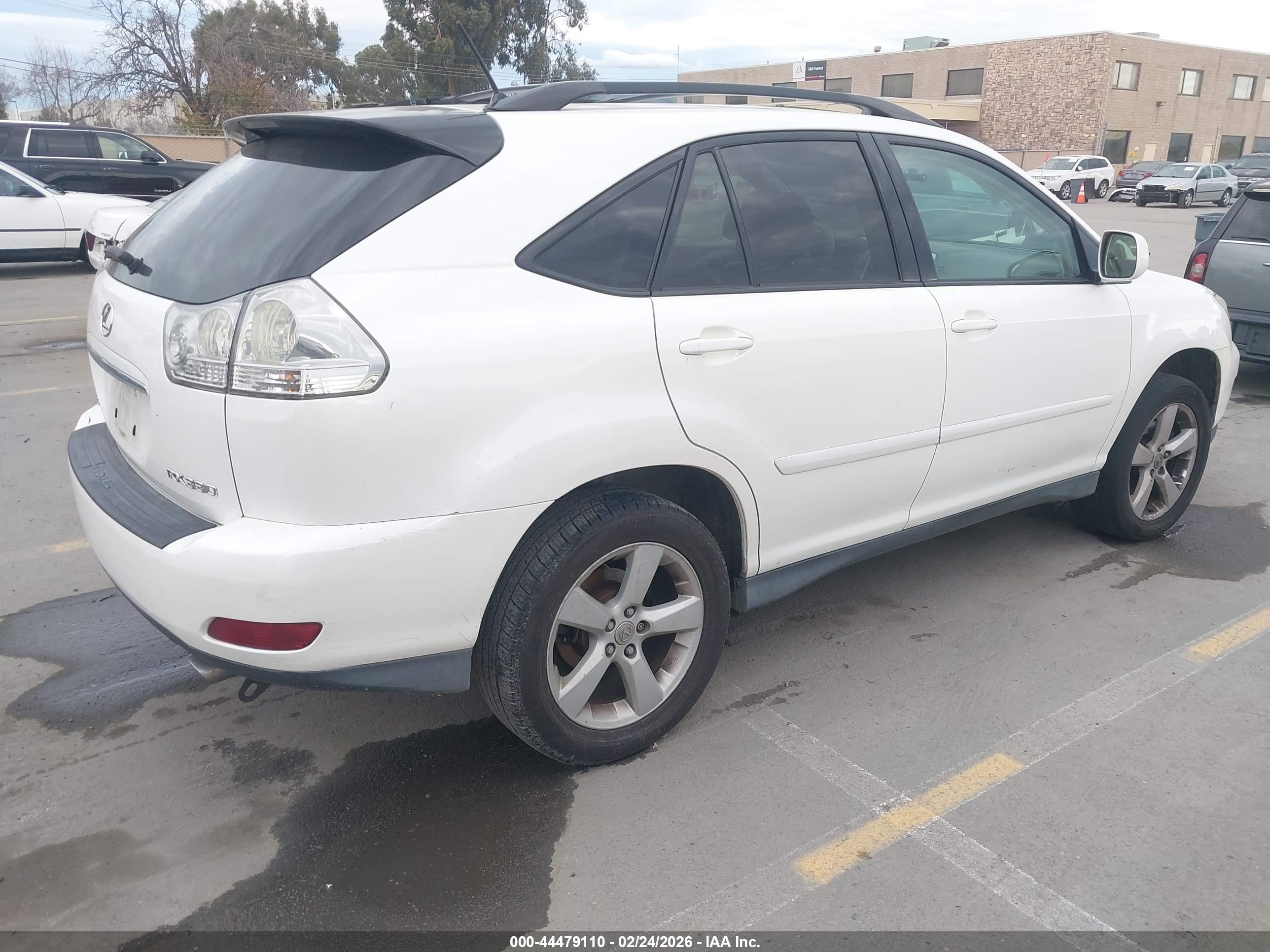 LEXUS RX image 4