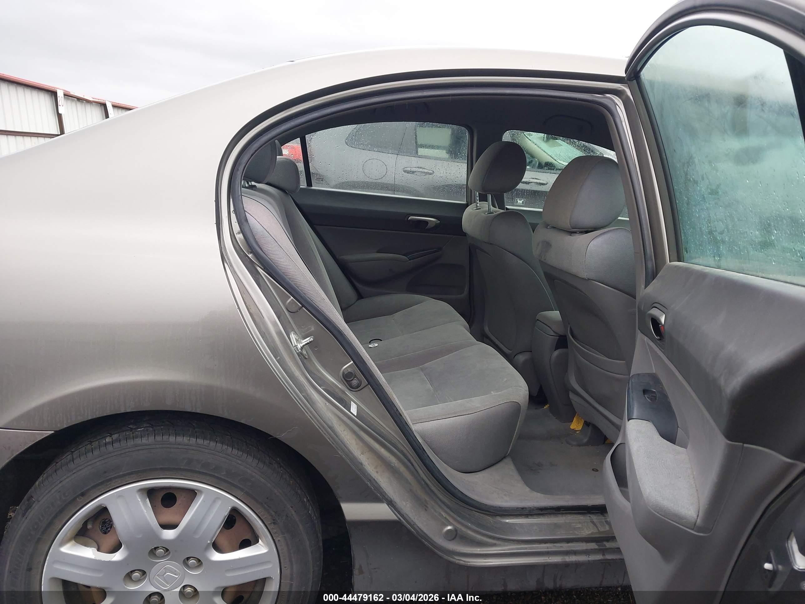 HONDA CIVIC image 8
